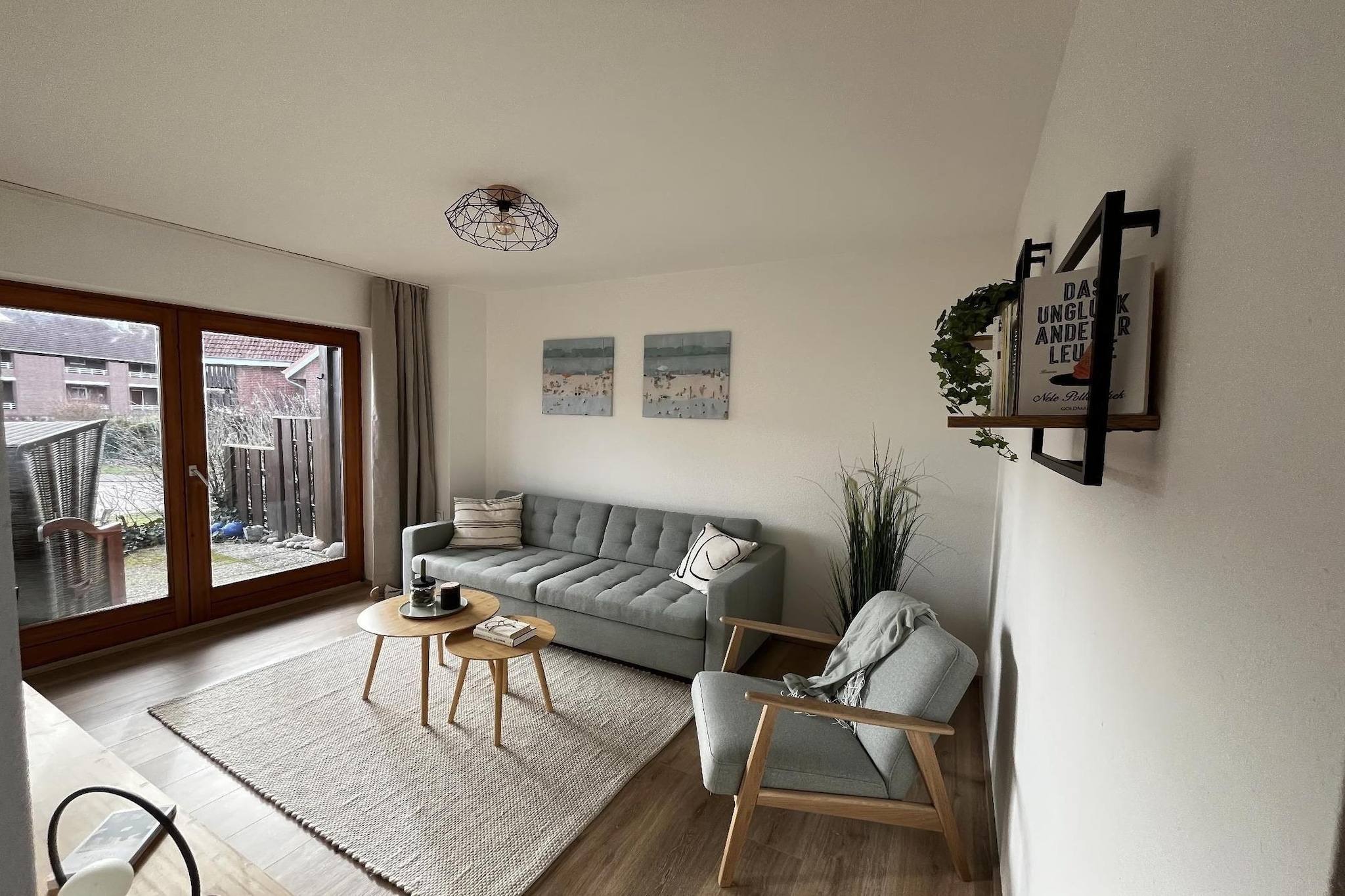 Ferienwohnung L36EG links