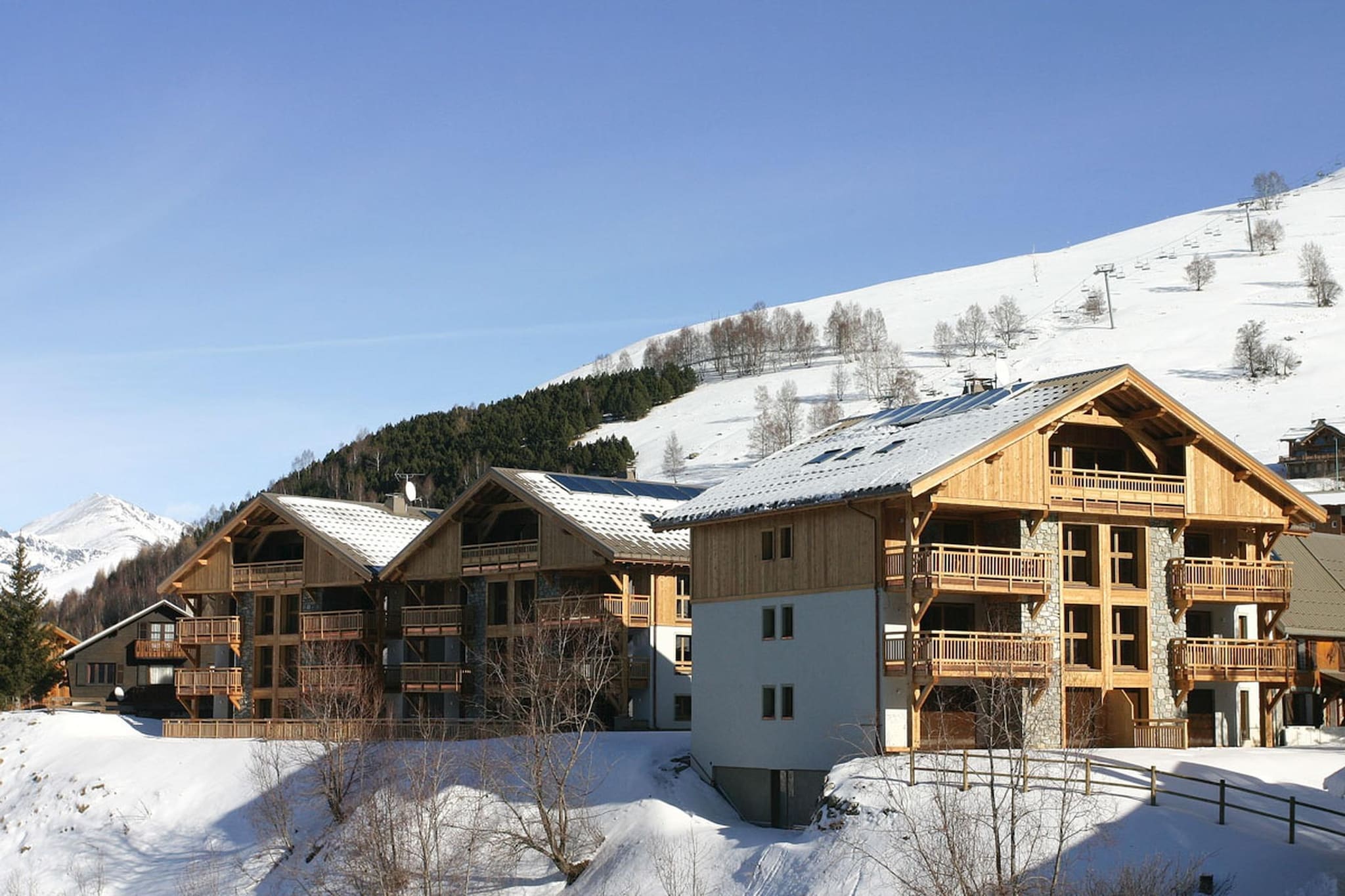 Val EcrinsÂ  Appartement 2 piÃ¨ces avec coin nuit 4 personnes - Exterior in winter