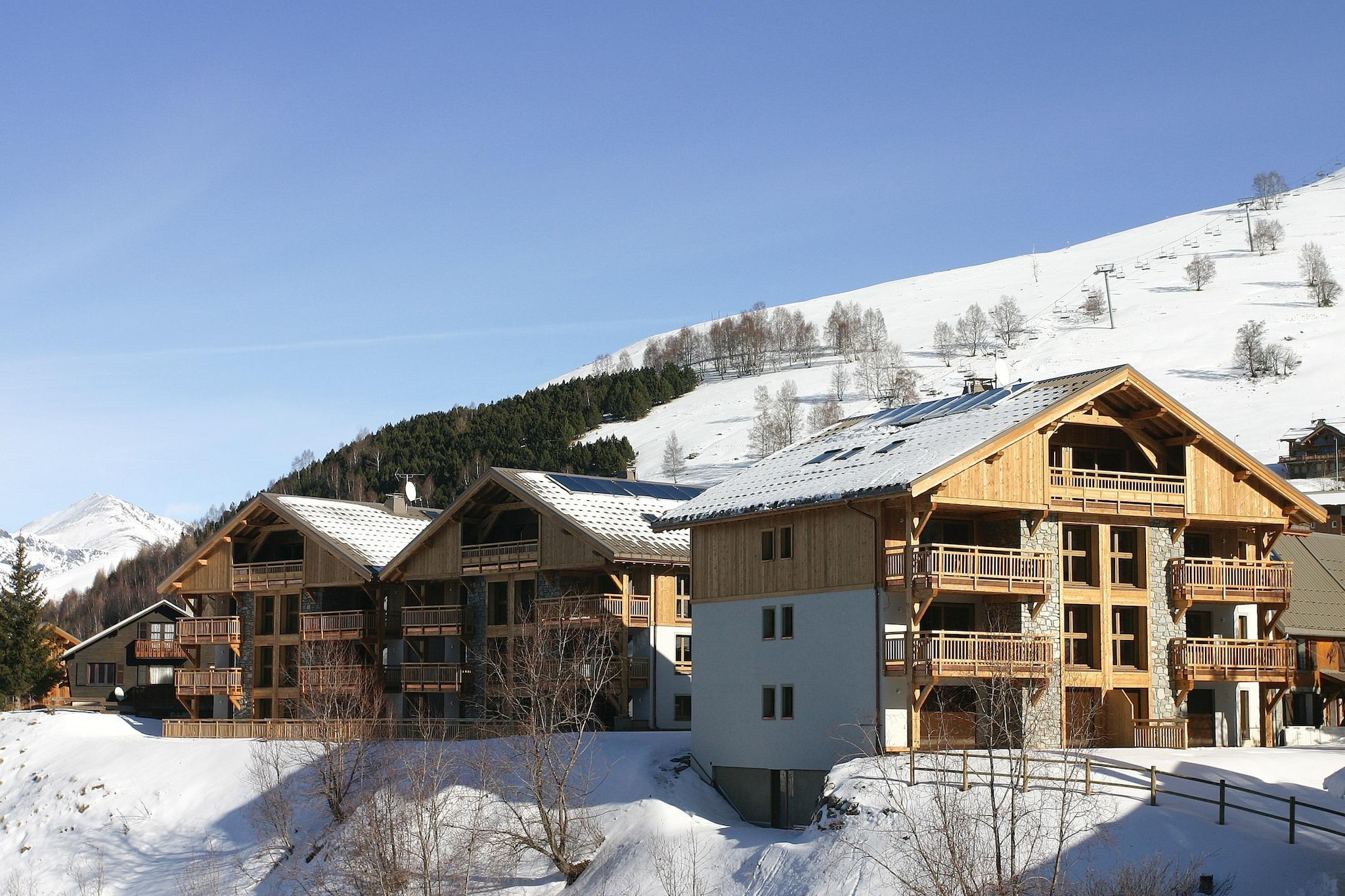 Val EcrinsÂ  Appartement 2 piÃ¨ces avec coin nuit 4 personnes - Exterior in winter