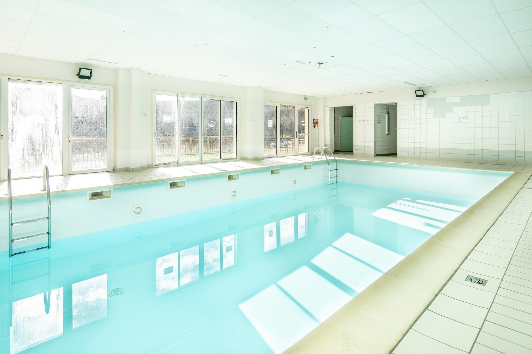RÃ©sidence Le Hameau de l'Alpage	Appartement 3 piÃ¨ces 6 personnes - Schwimmbad