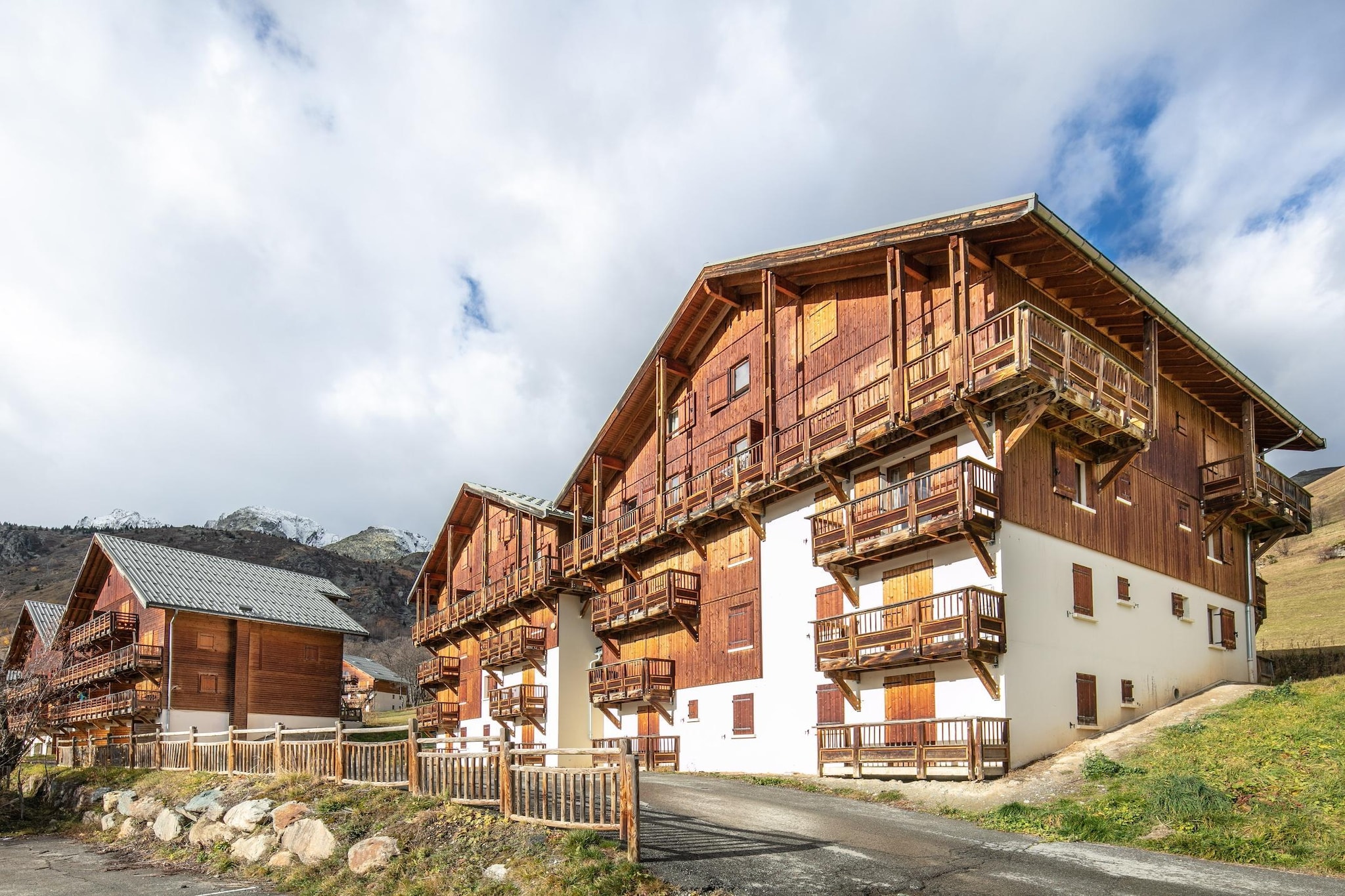 RÃ©sidence Le Hameau de l'Alpage	Appartement 3 piÃ¨ces 6 personnes - Außenbereich Sommer