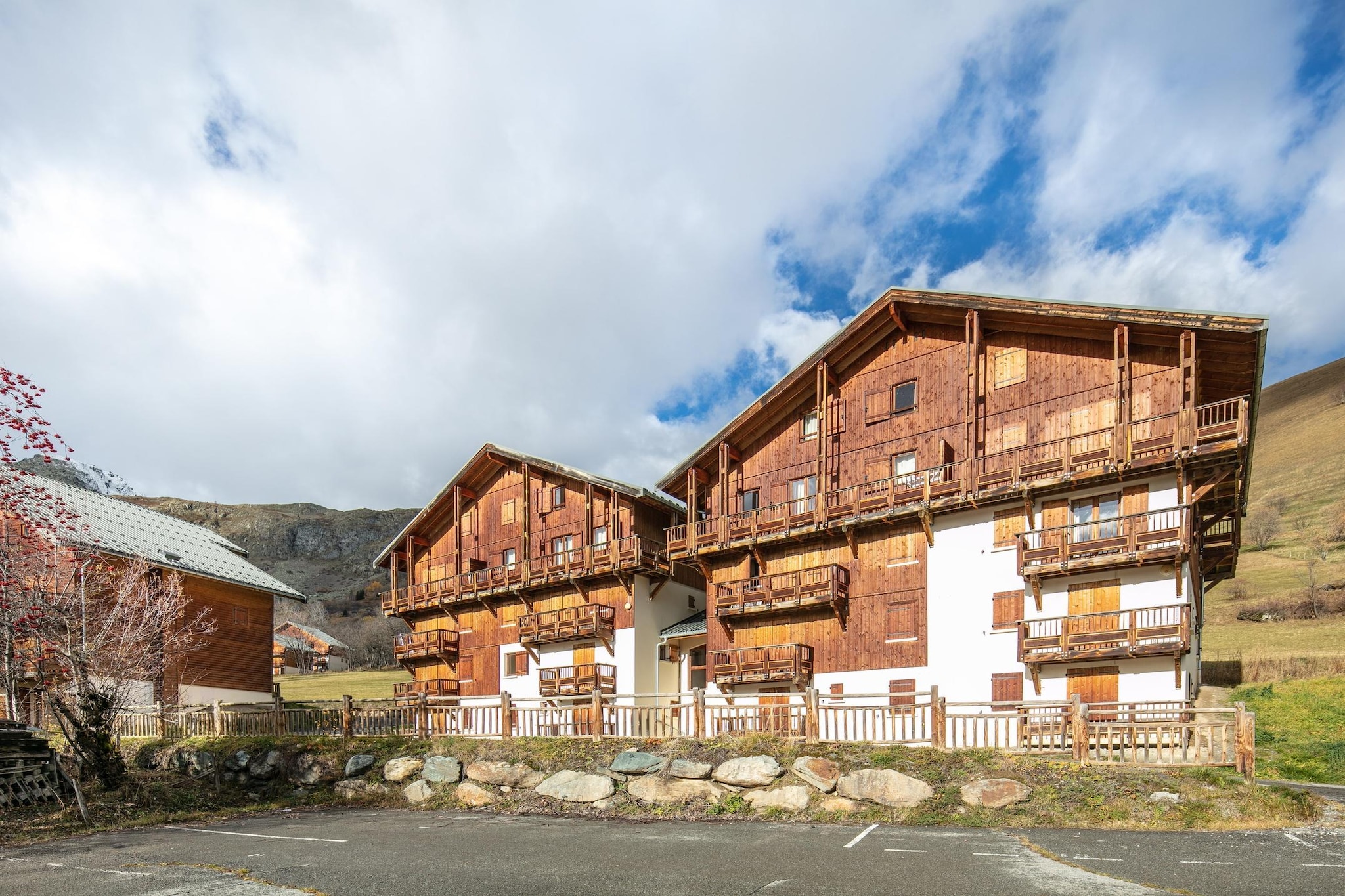 RÃ©sidence Le Hameau de l'Alpage	Appartement 3 piÃ¨ces 6 personnes - Außenbereich Sommer