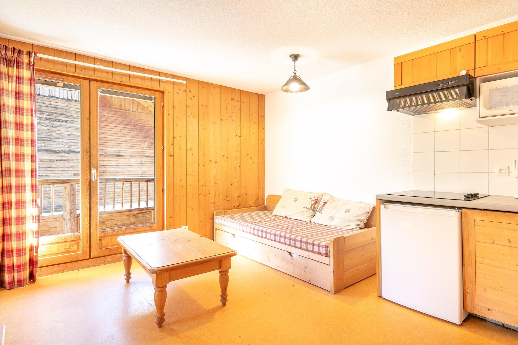 RÃ©sidence Le Hameau de l'Alpage	Appartement 3 piÃ¨ces avec coin nuit 6 personnes - Wohnzimmer