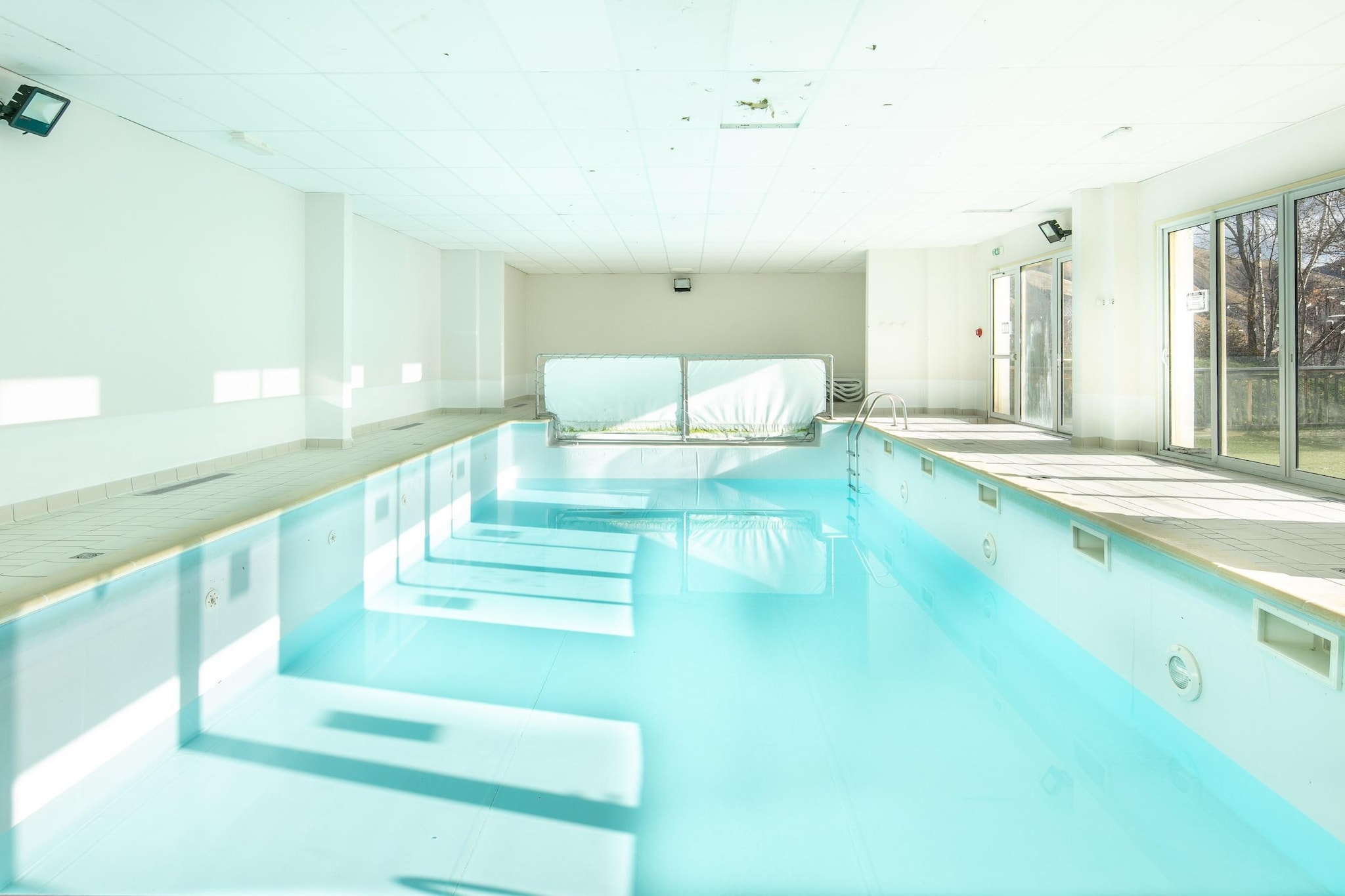 RÃ©sidence Le Hameau de l'Alpage	Appartement 3 piÃ¨ces avec coin nuit 6 personnes - Schwimmbad