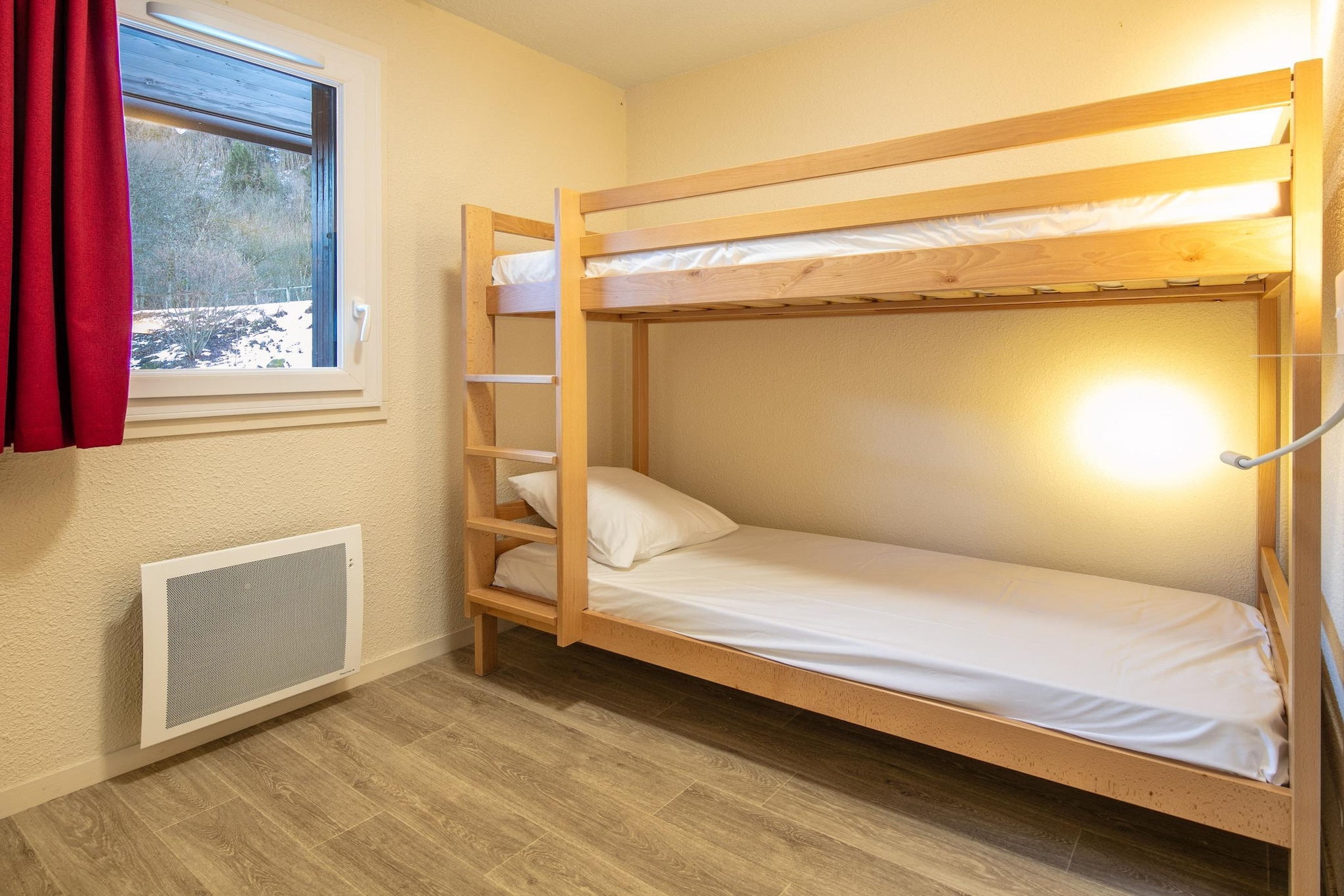 La PerriÃ¨re - Vacanceole	Appartement 4 piÃ¨ces 8 personnes