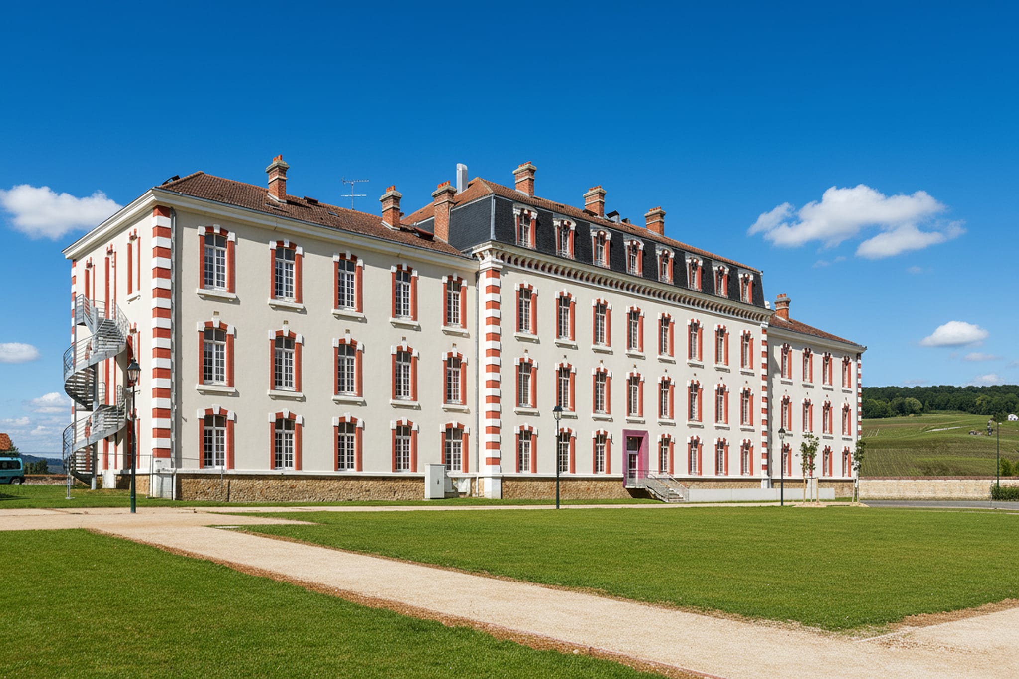 Les Demeures Champenoises confort-Studio 3 personnes avec coin nuit - Außenbereich Sommer