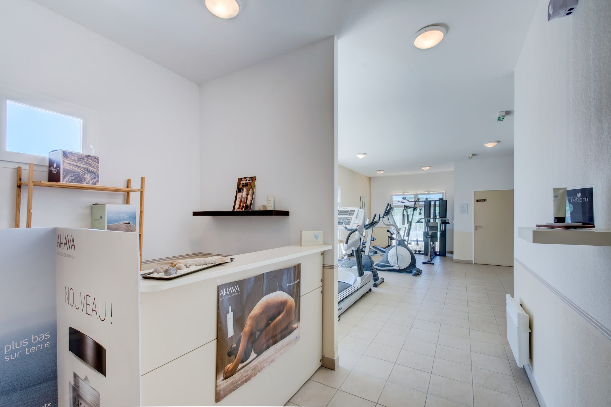 Le Domaine d'EnsÃ©rune	Maison avec salon et coin nuit 4 personnes - Faciliteiten