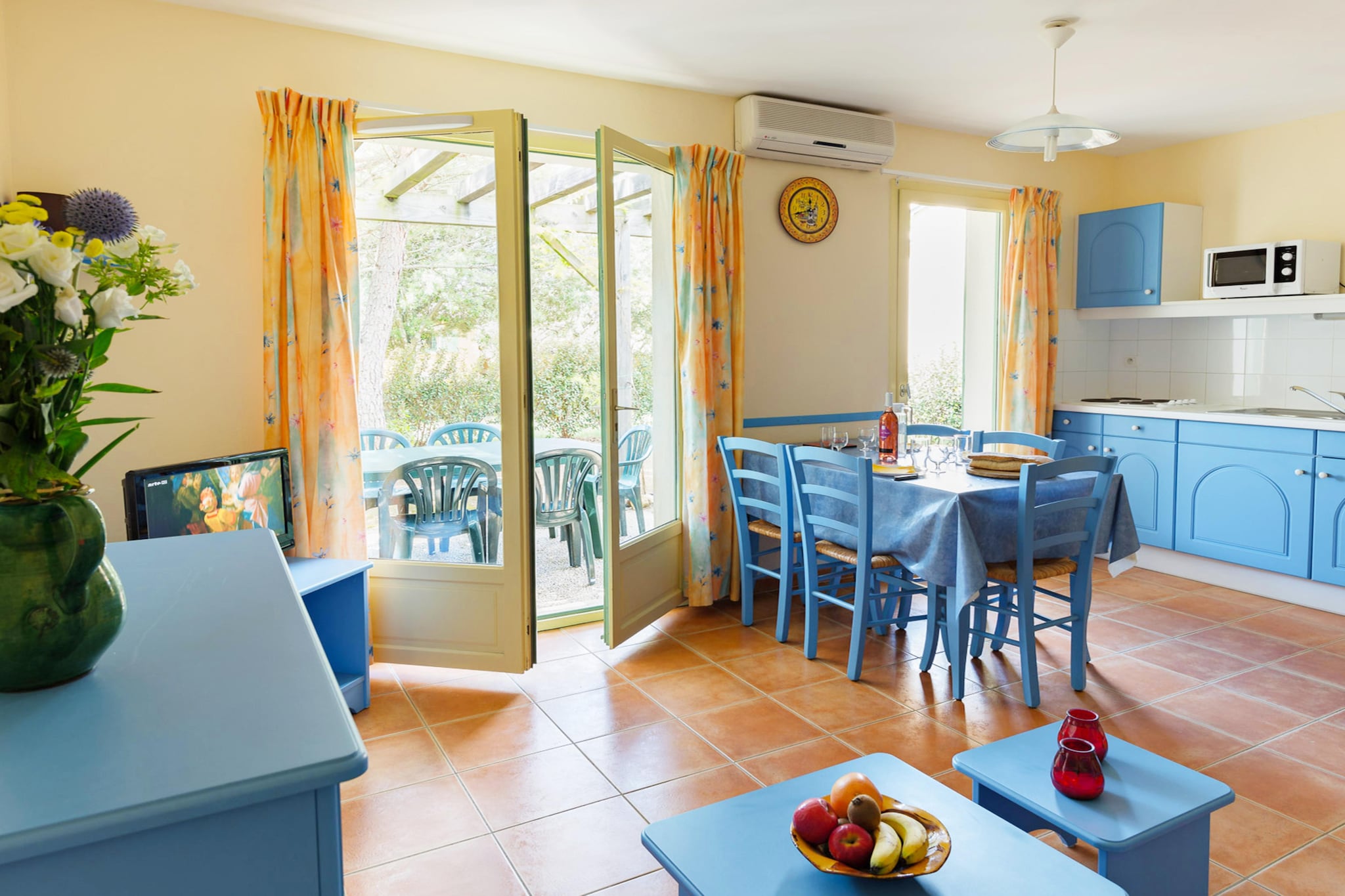 Les Mazets de Gaujac Villa 4 People OTA