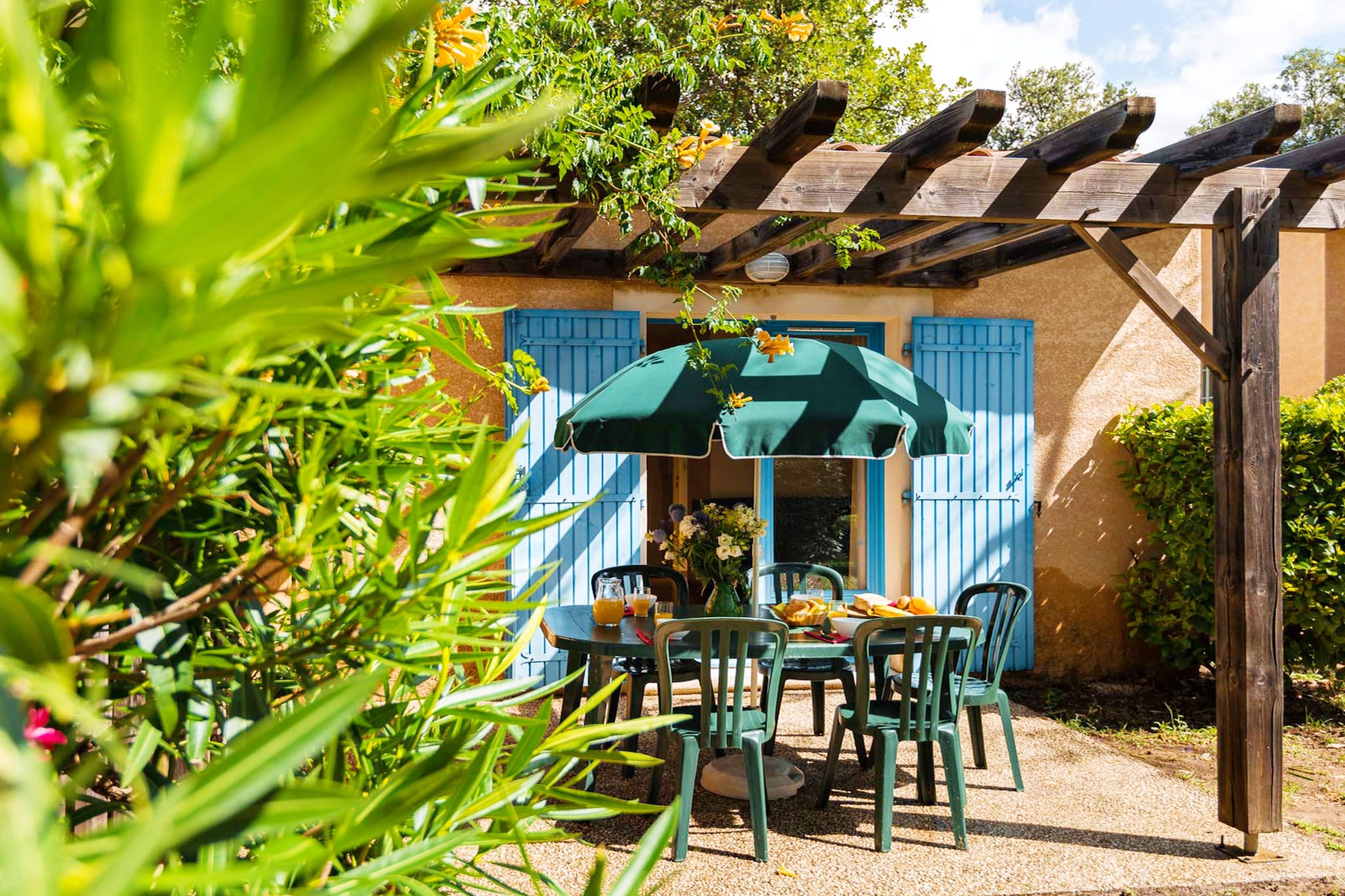 Les Mazets de Gaujac Villa 4 People OTA - Terrasbalkon