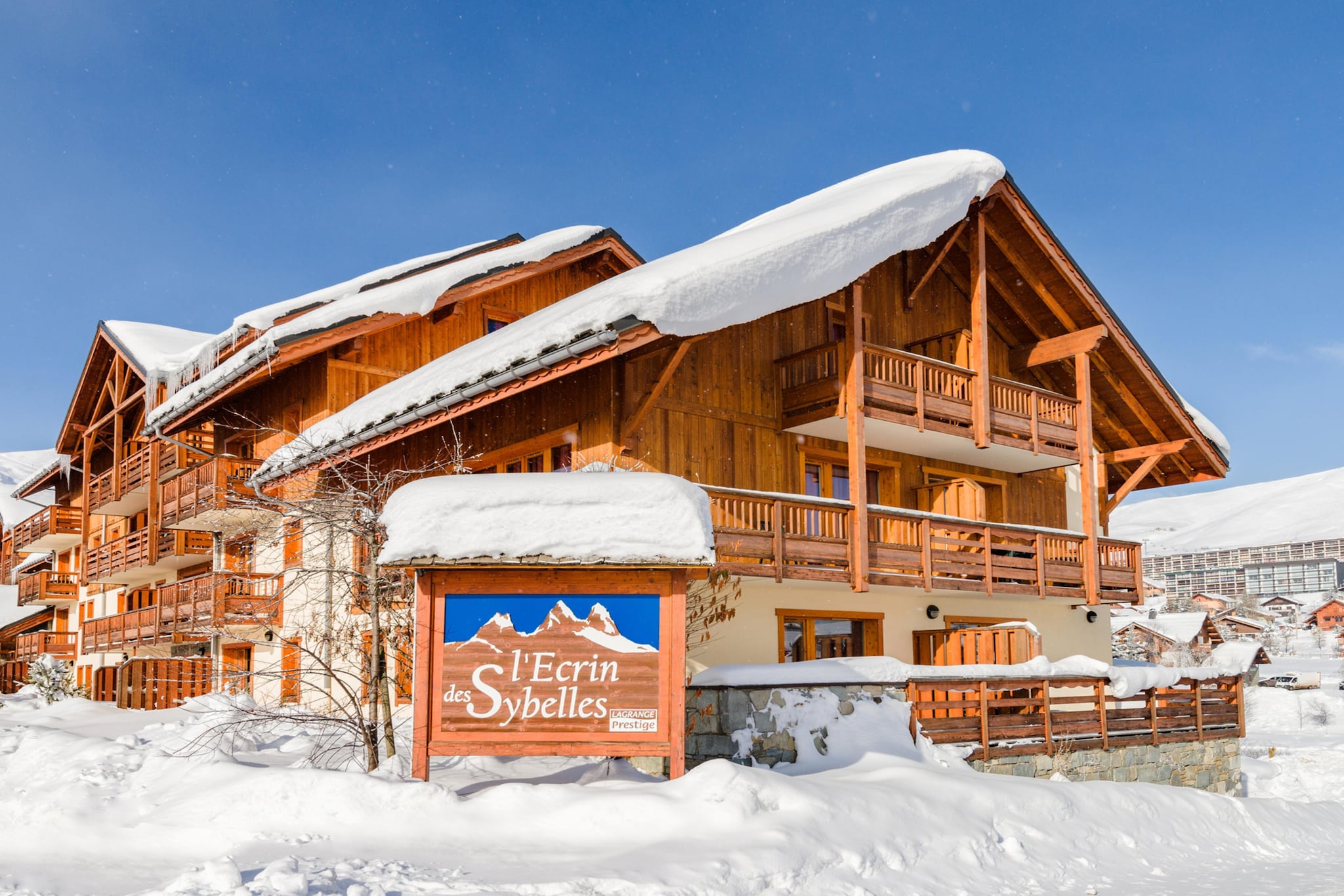 Exterior Winter