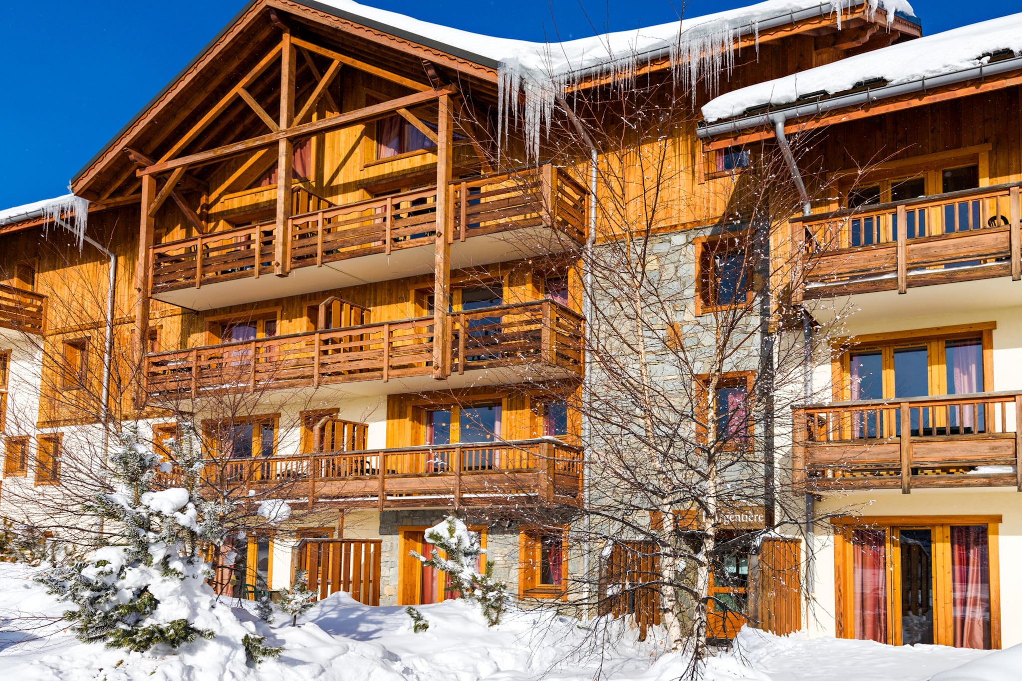 Exterior Winter