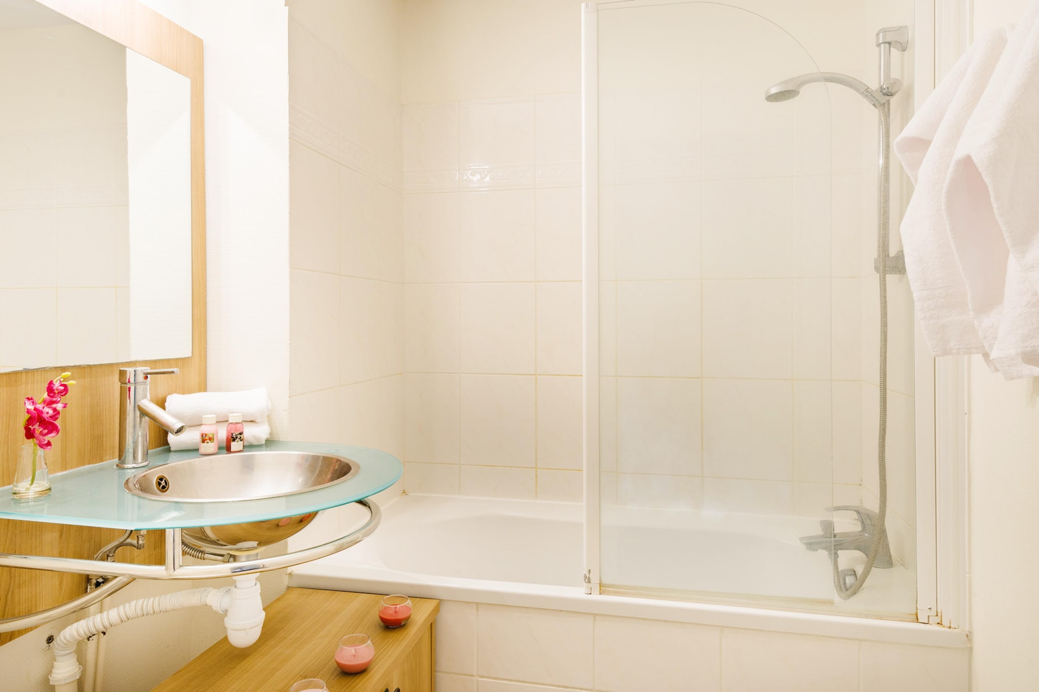 Les Jardins Renaissance Small house 8 people OTA - Badezimmer