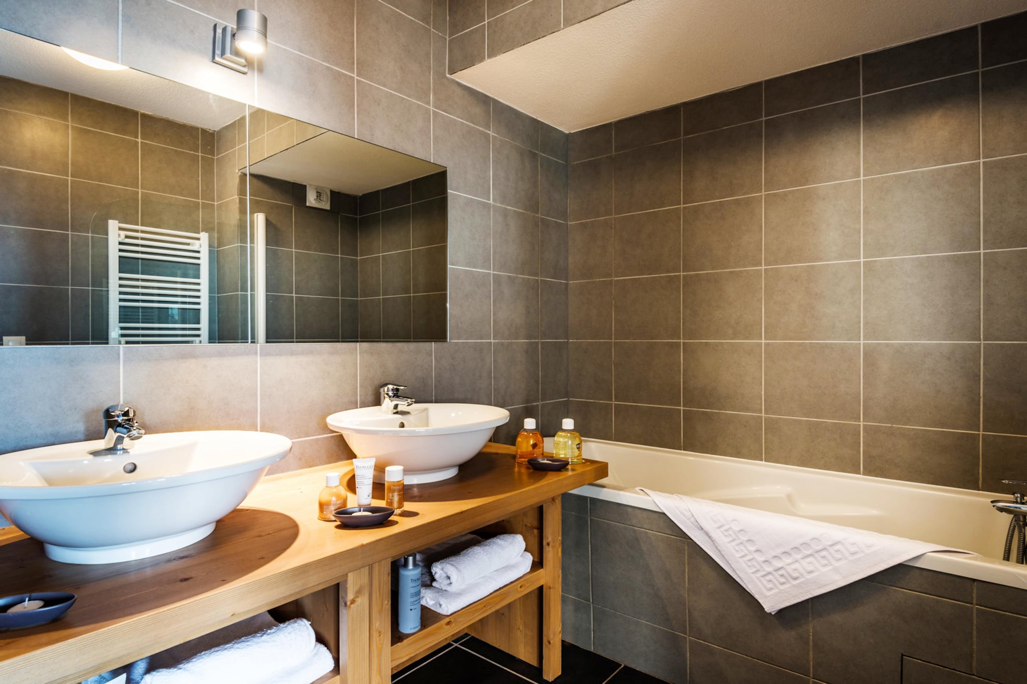 Résidence Lagrange Prestige Le Roc Belle Face Two Bedroom Apartment 8 adults OTA - Salle de bain