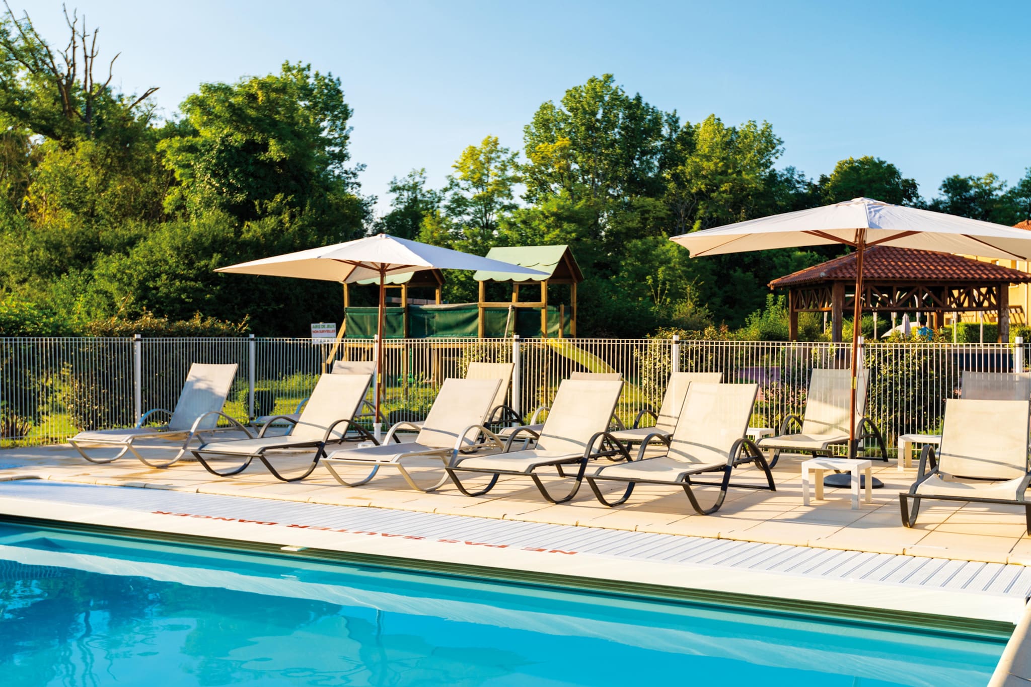 Le Clos des Vignes 3-Room Duplex 8 pax OTA - Schwimmbad