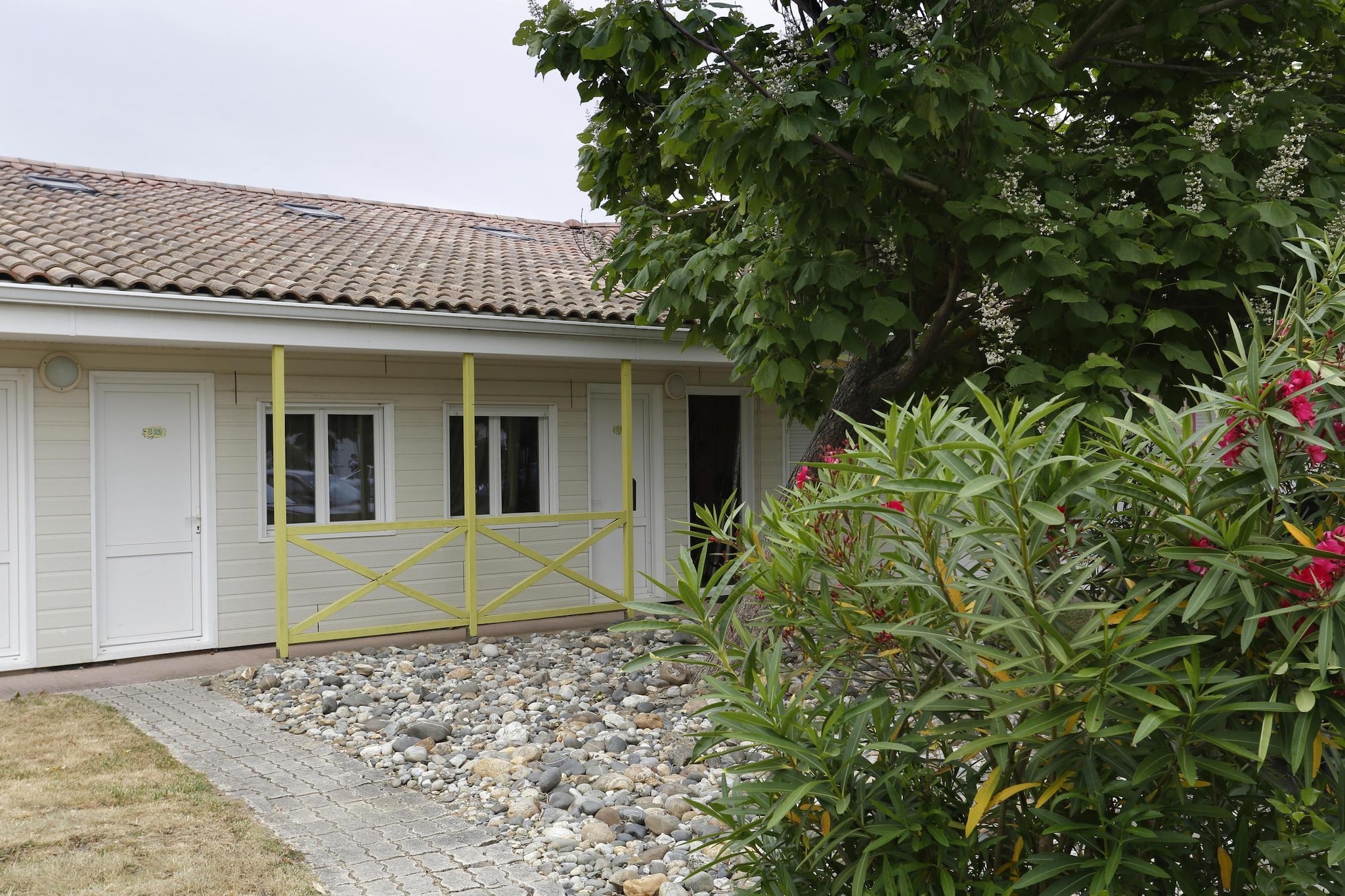 Exterior Summer