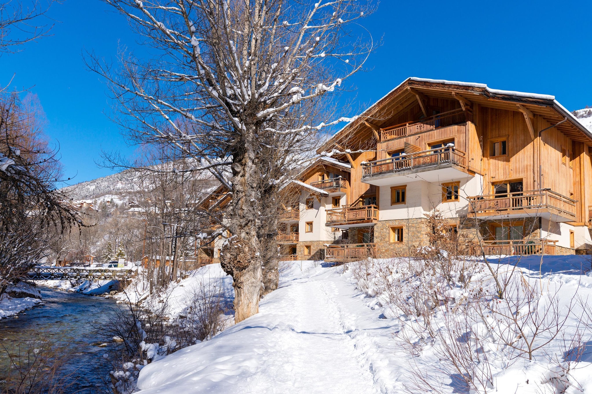Exterior Winter
