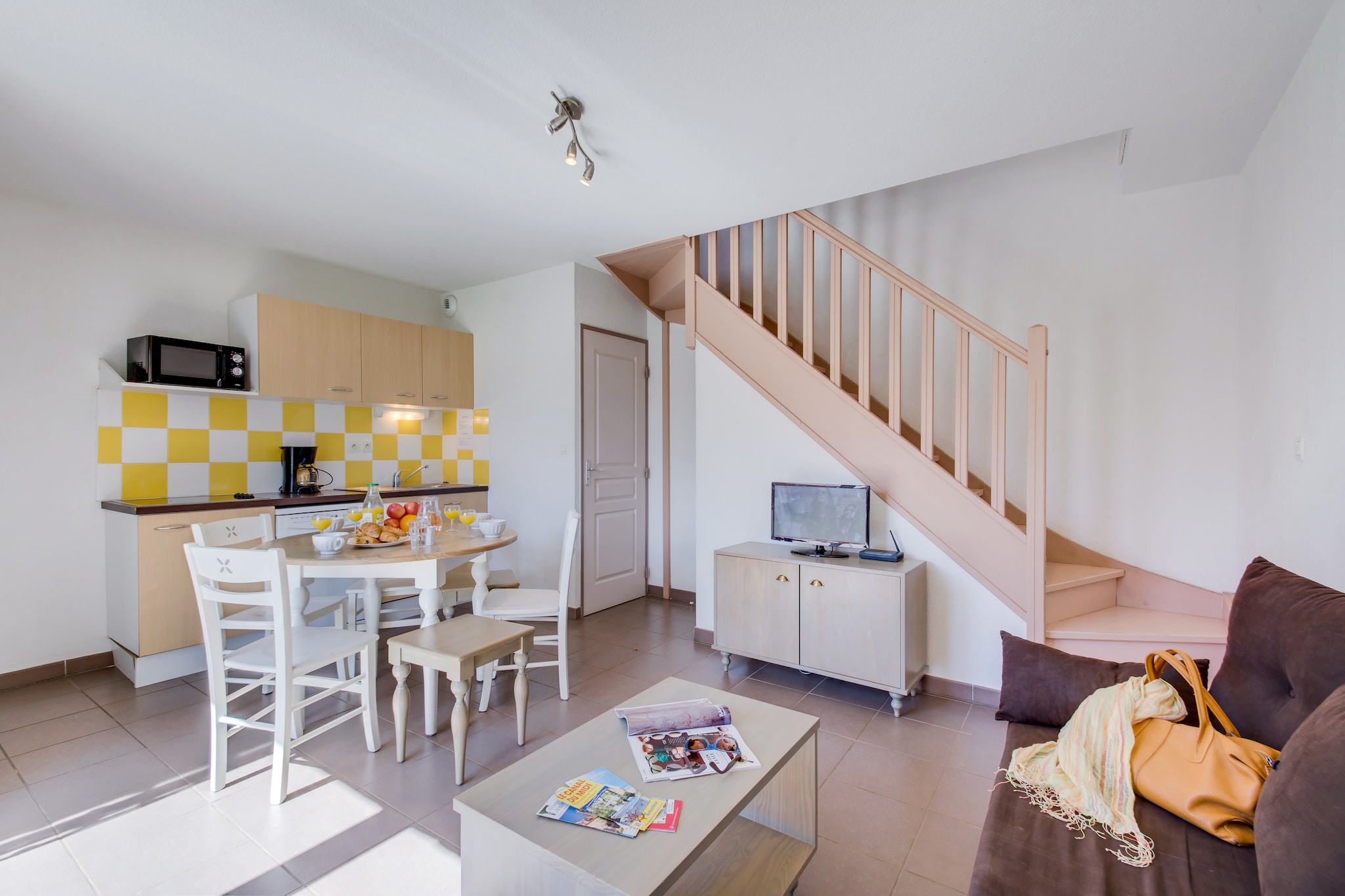Le Domaine d'EnsÃ©rune	Maison 2 piÃ¨ces avec coin nuit 6 personnes