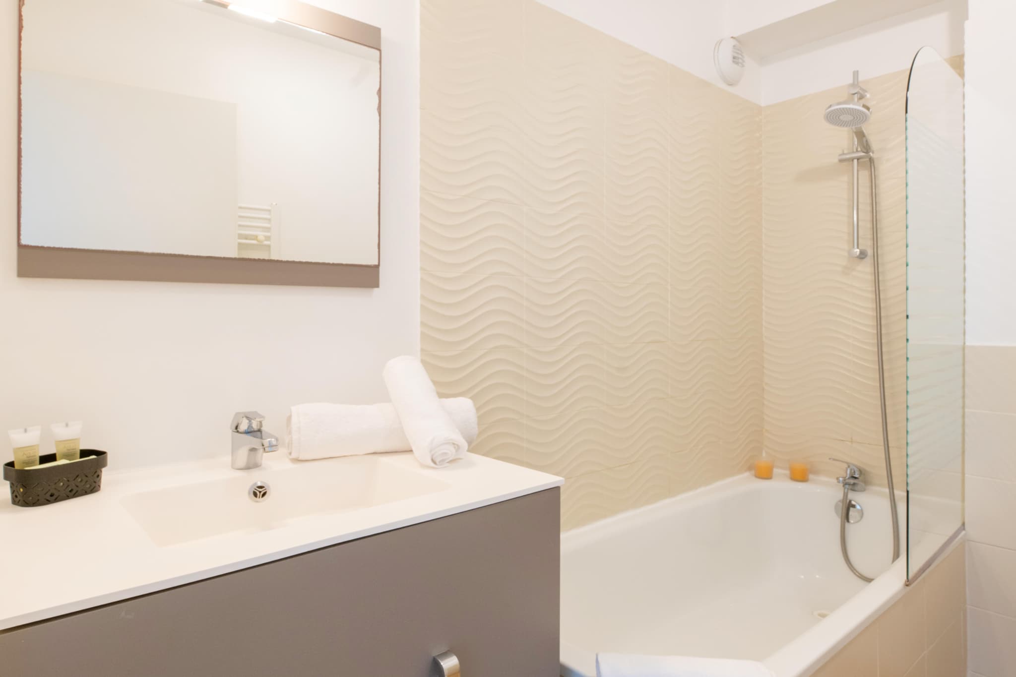 Les Balcons de l'Océan 3 pièces ou 3 pièces duplex 6 pers. OTA - Badezimmer