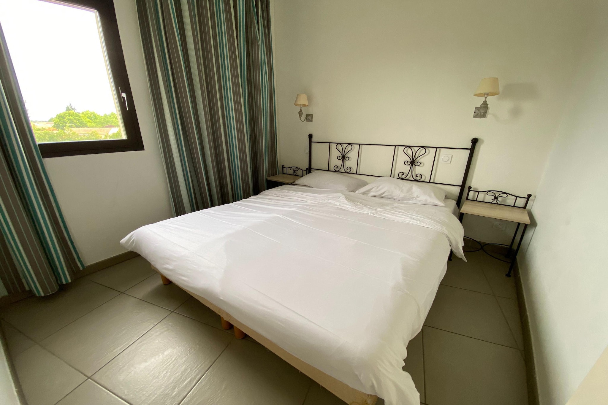 L’Oustau De Sorgue 2 Pièces Coin Nuit 6 Pers - Slaapkamer