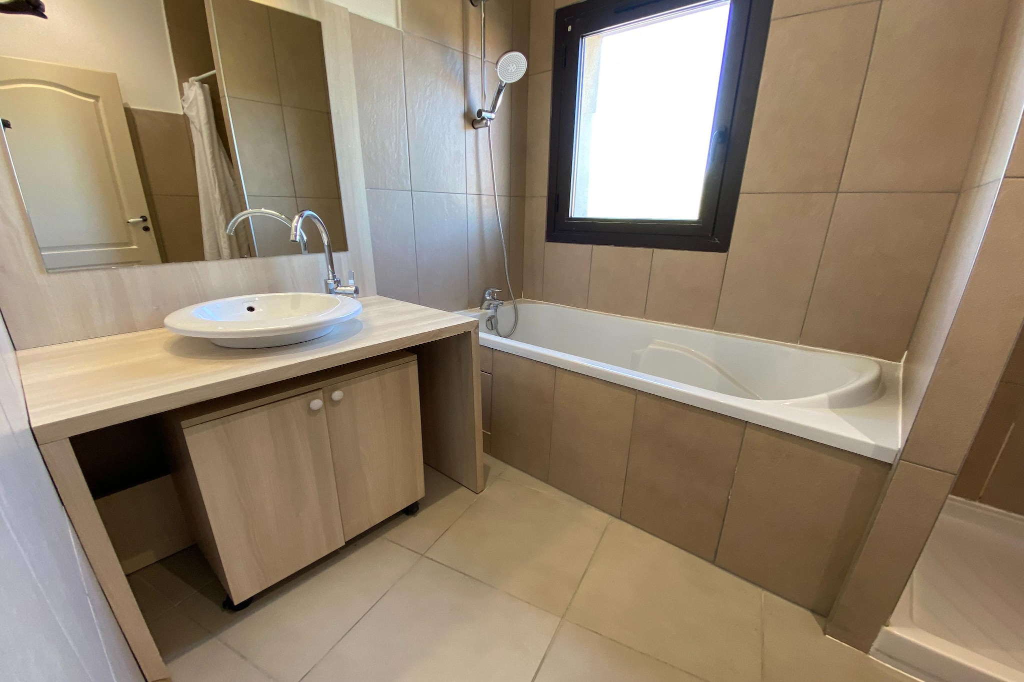 L’Oustau De Sorgue 2 Pièces Coin Nuit 6 Pers - Badkamer