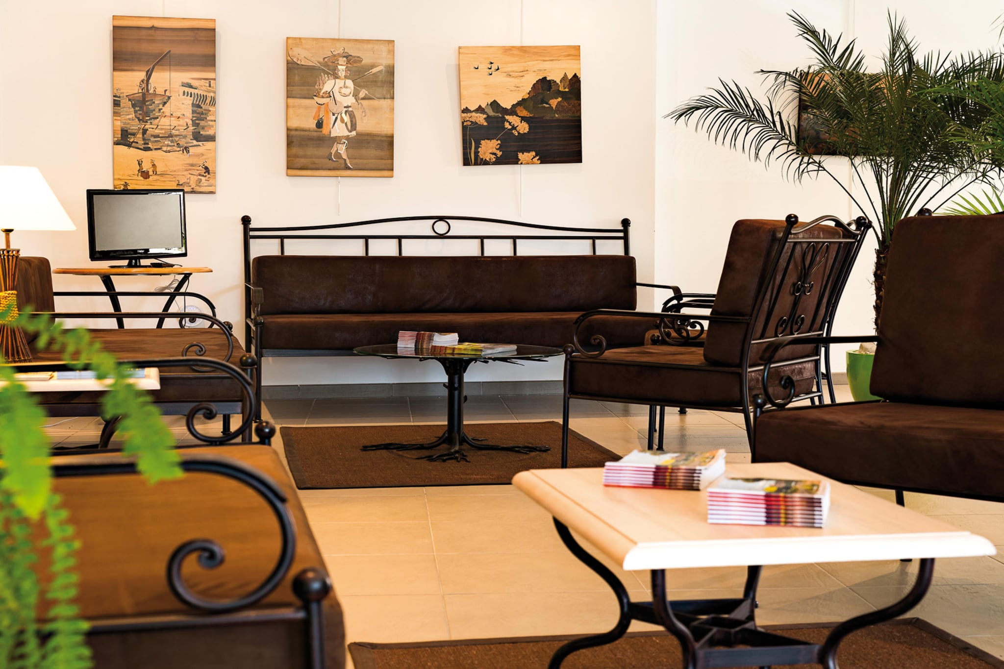L’Oustau de Sorgue MAISONNETTE 6 pers. OTA - Wohnzimmer