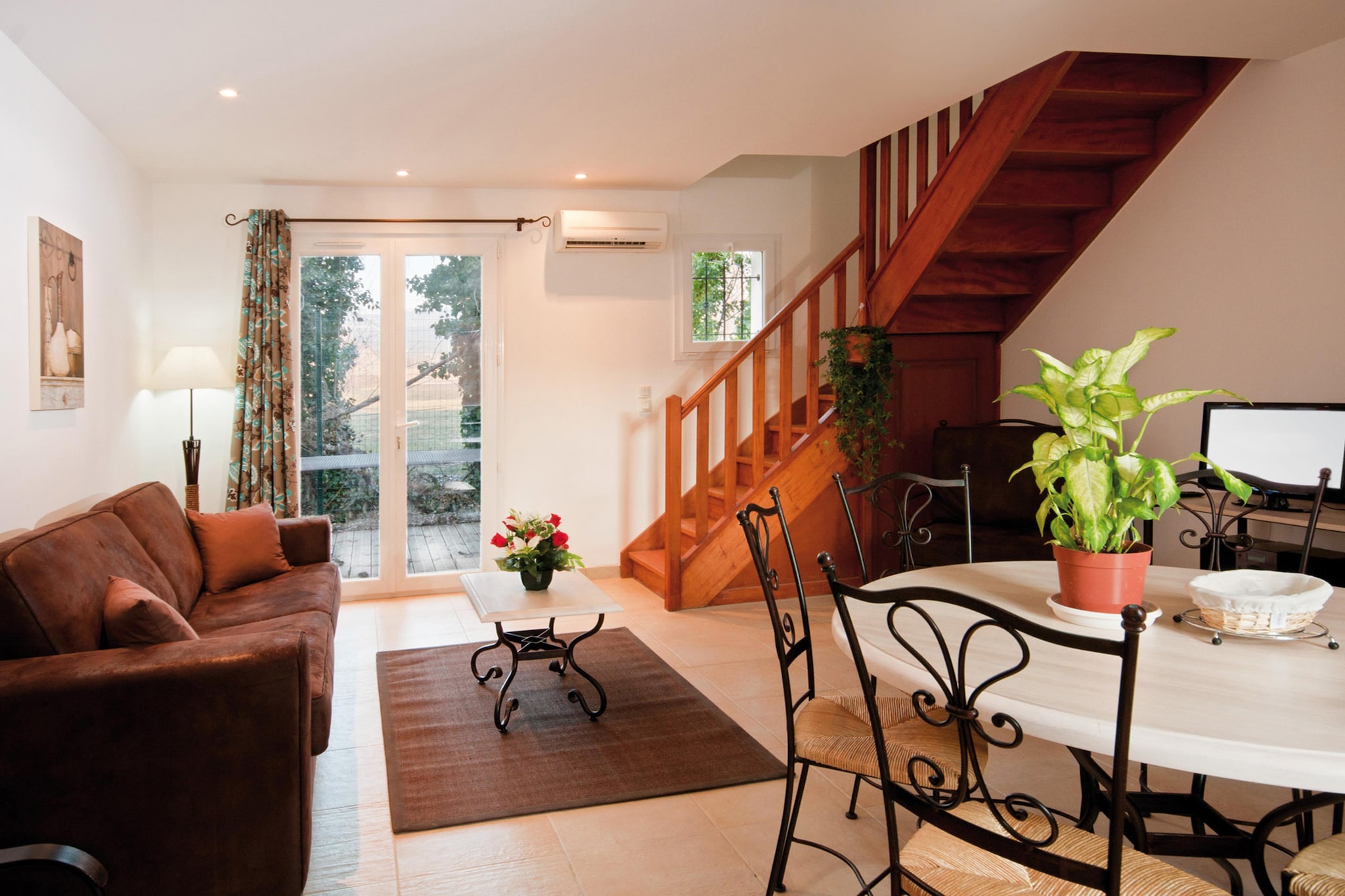 L’Oustau de Sorgue MAISONNETTE 6 pers. OTA - Wohnzimmer
