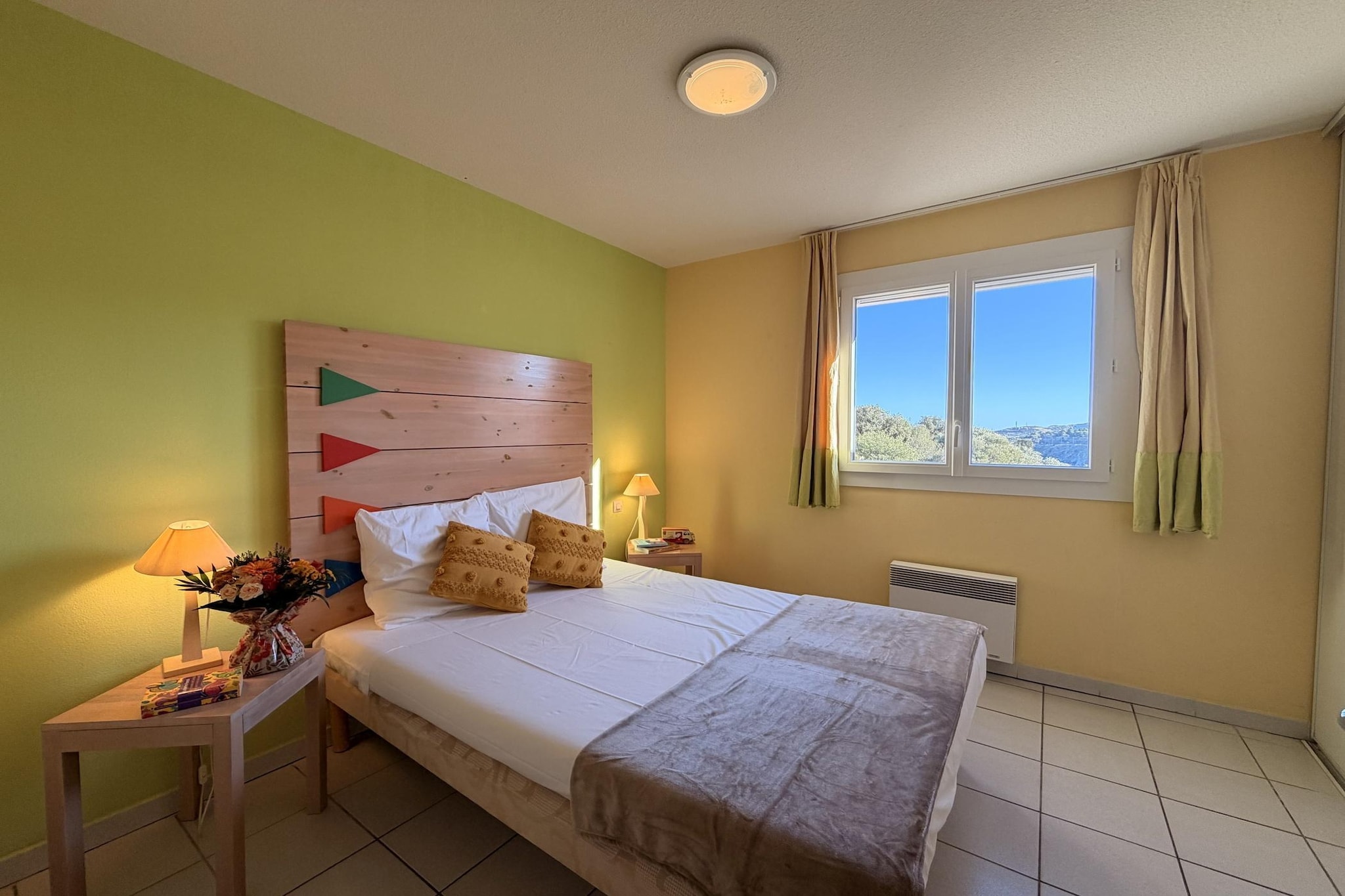 Bed Room