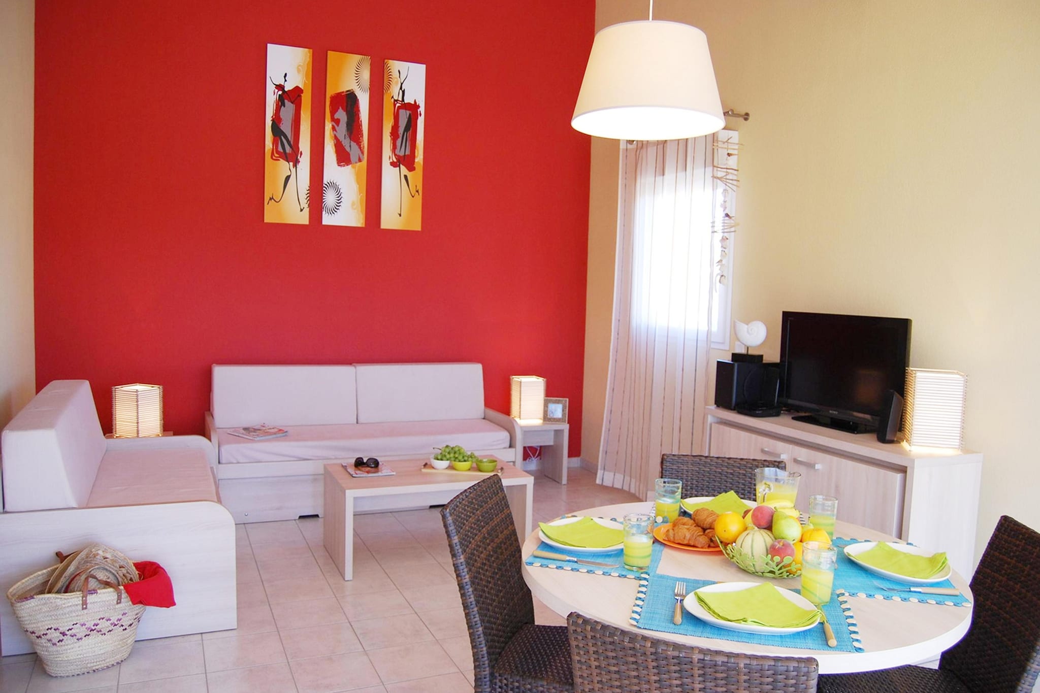 Le Mas de Torreilles MAISON 6/8 pers OTA - Dining room