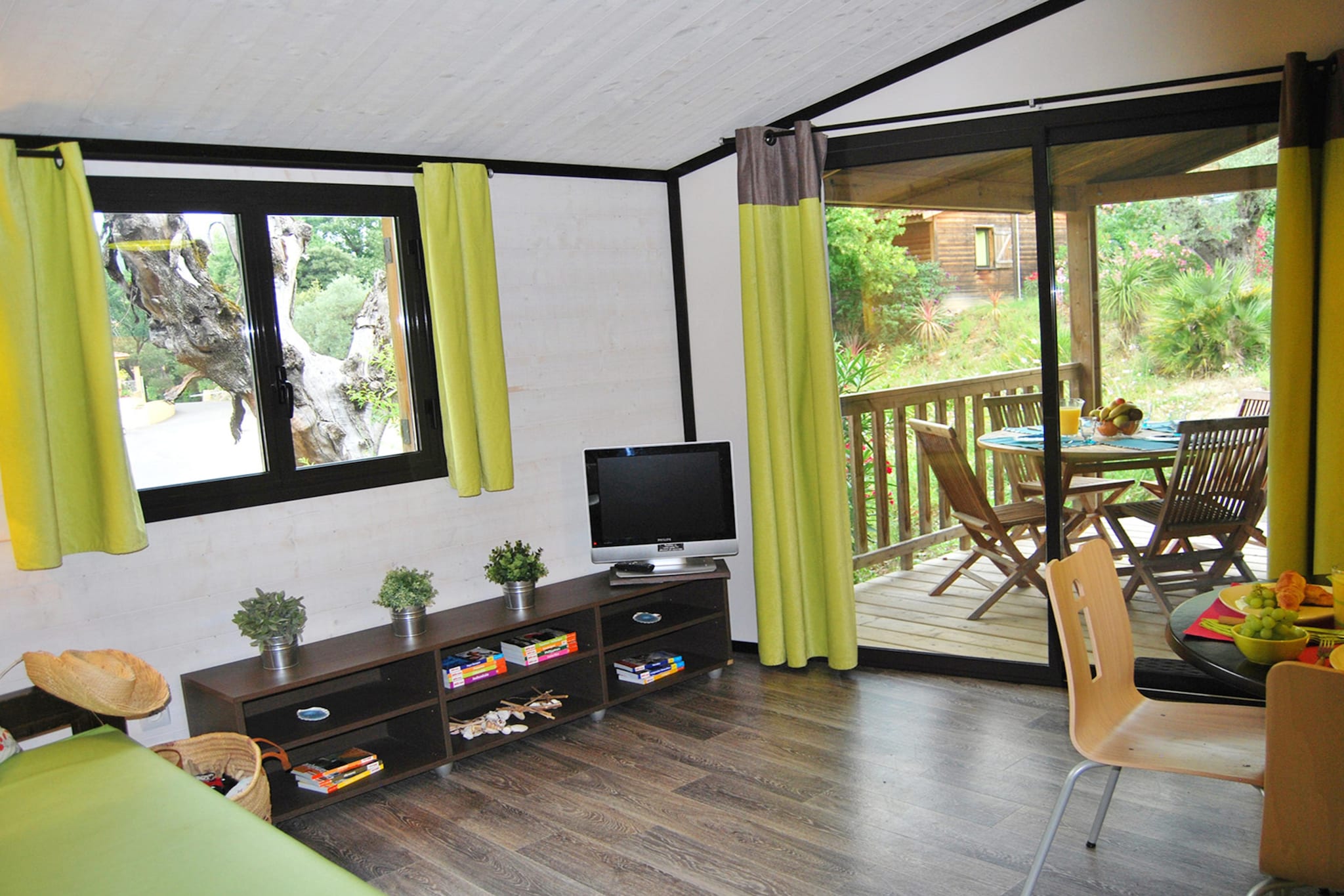 Les Cottages Varois COTTAGE 4/6 pers OTA - Salon