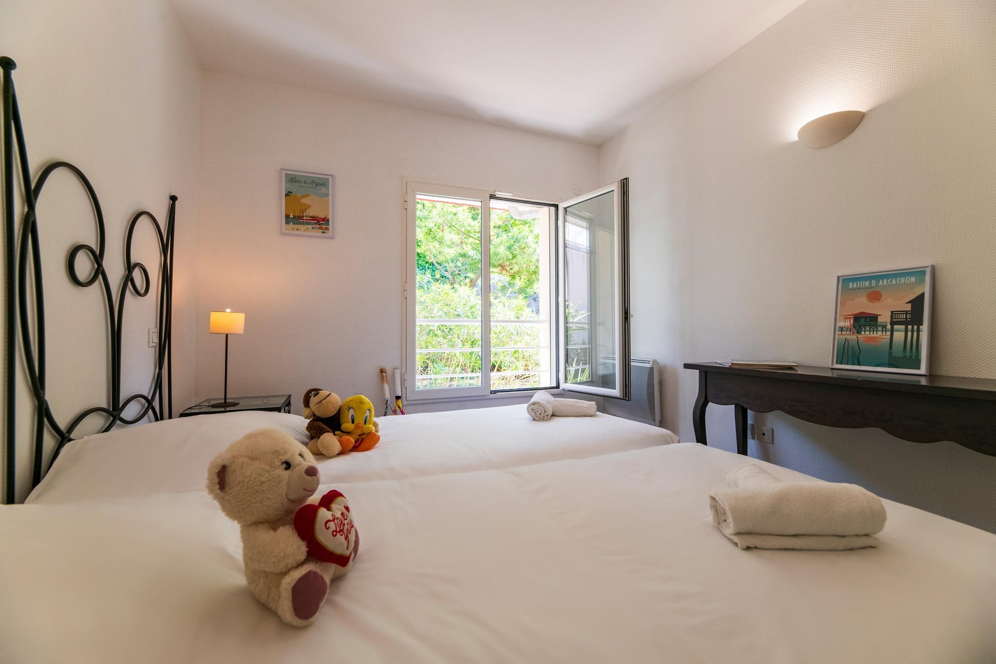 Bed Room