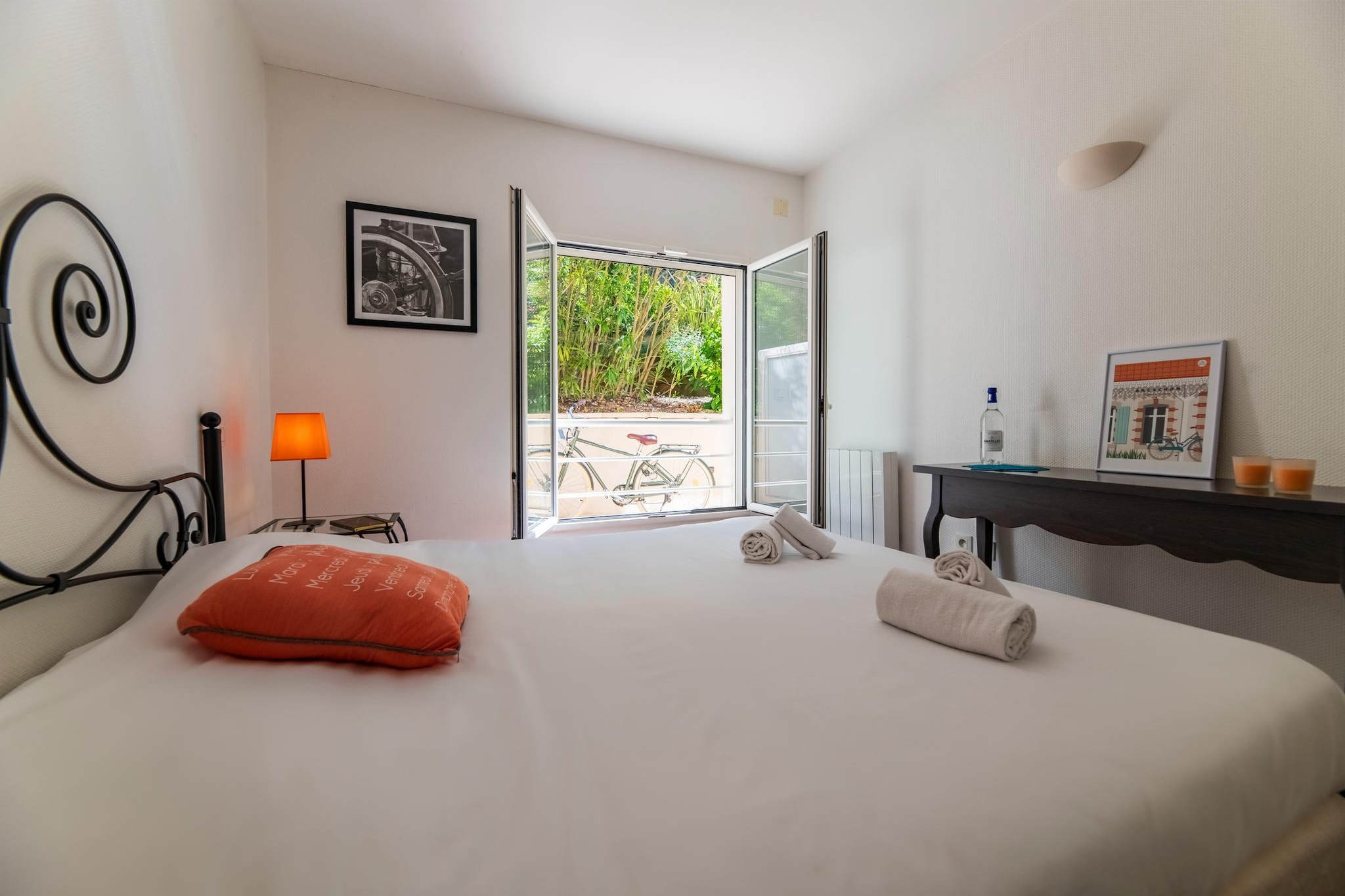 Bed Room
