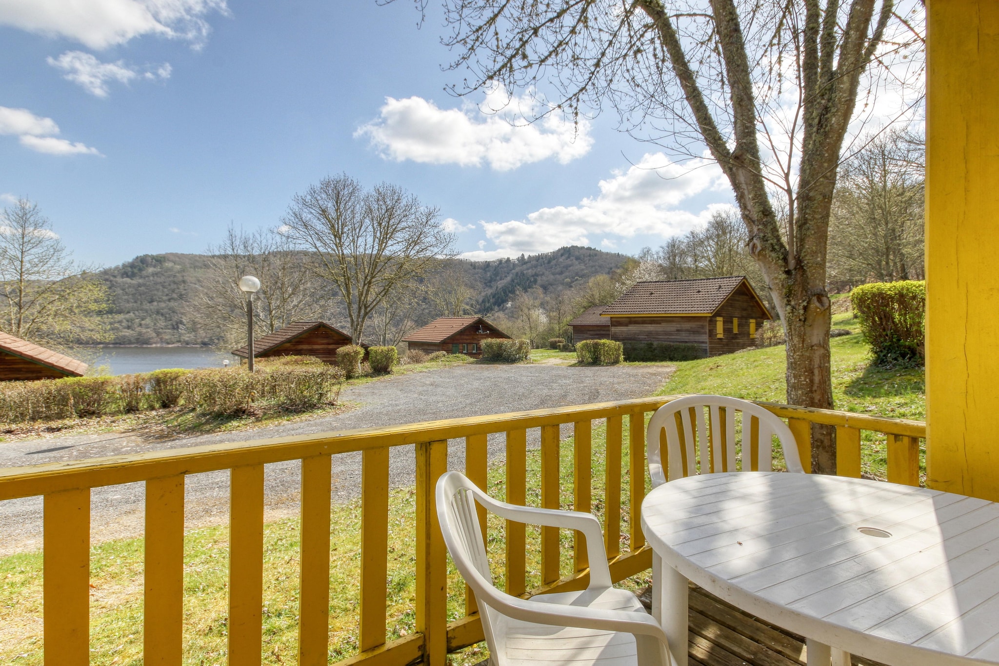 Les Chalets de la Chazotte	Chalet 3 piÃ¨ces 5personnes - Terrasbalkon