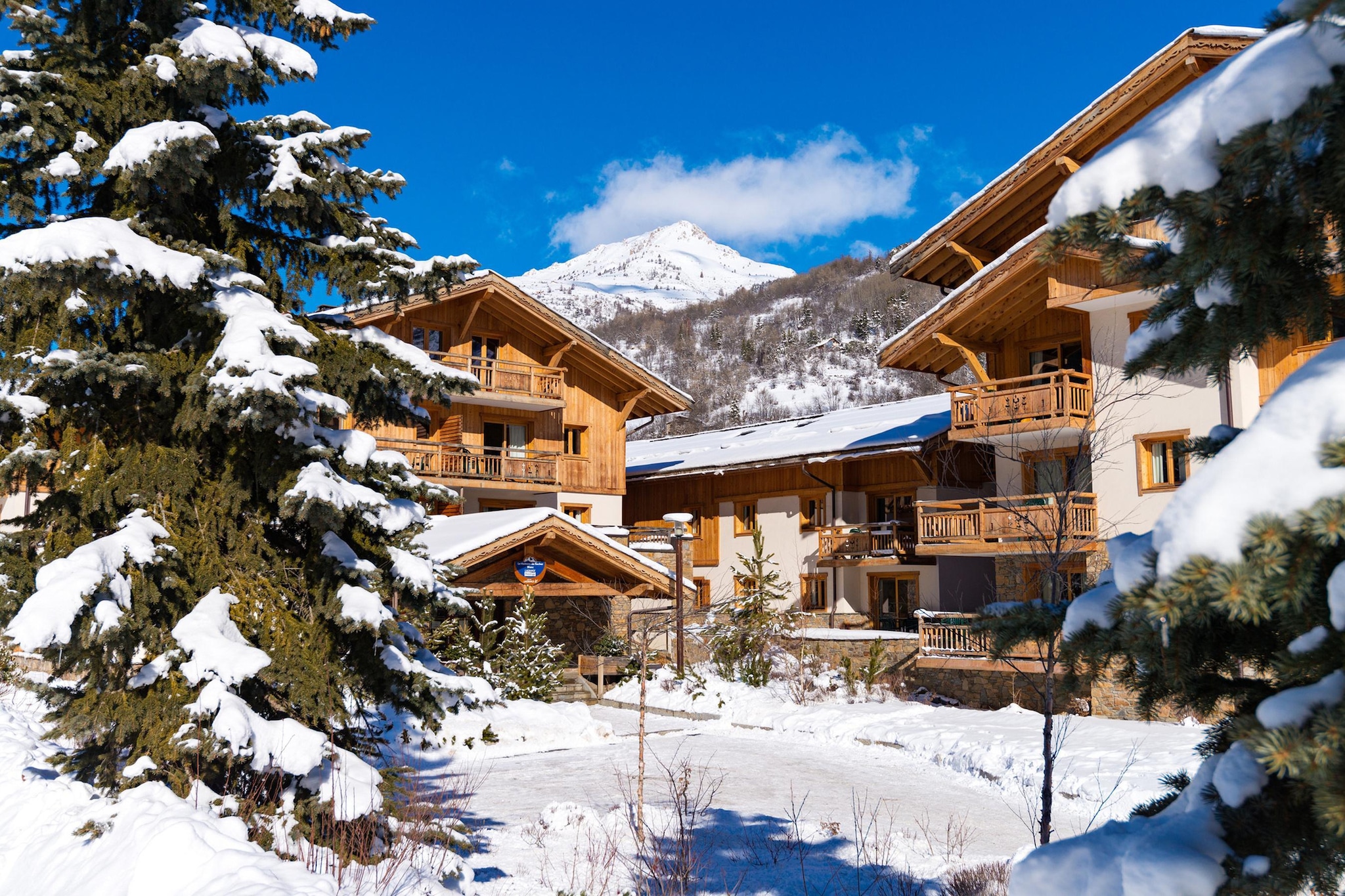 Exterior Winter