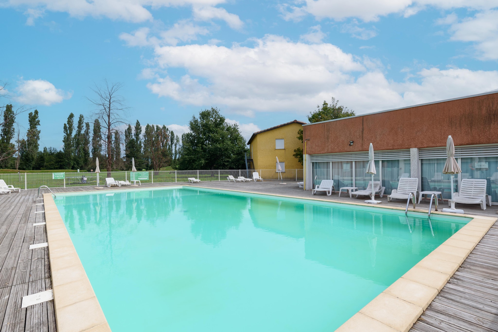 Le Domaine du Green Appartement 2 piÃ¨ces 4 personnes - Zwembad