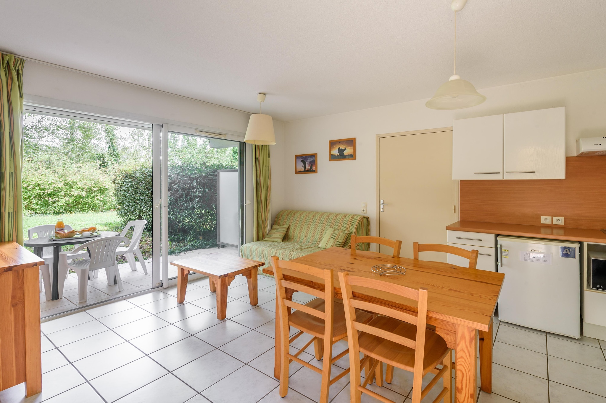 Le Domaine du GreenAppartement 2 piÃ¨ces 4 personnes - PMR - Eetkamer