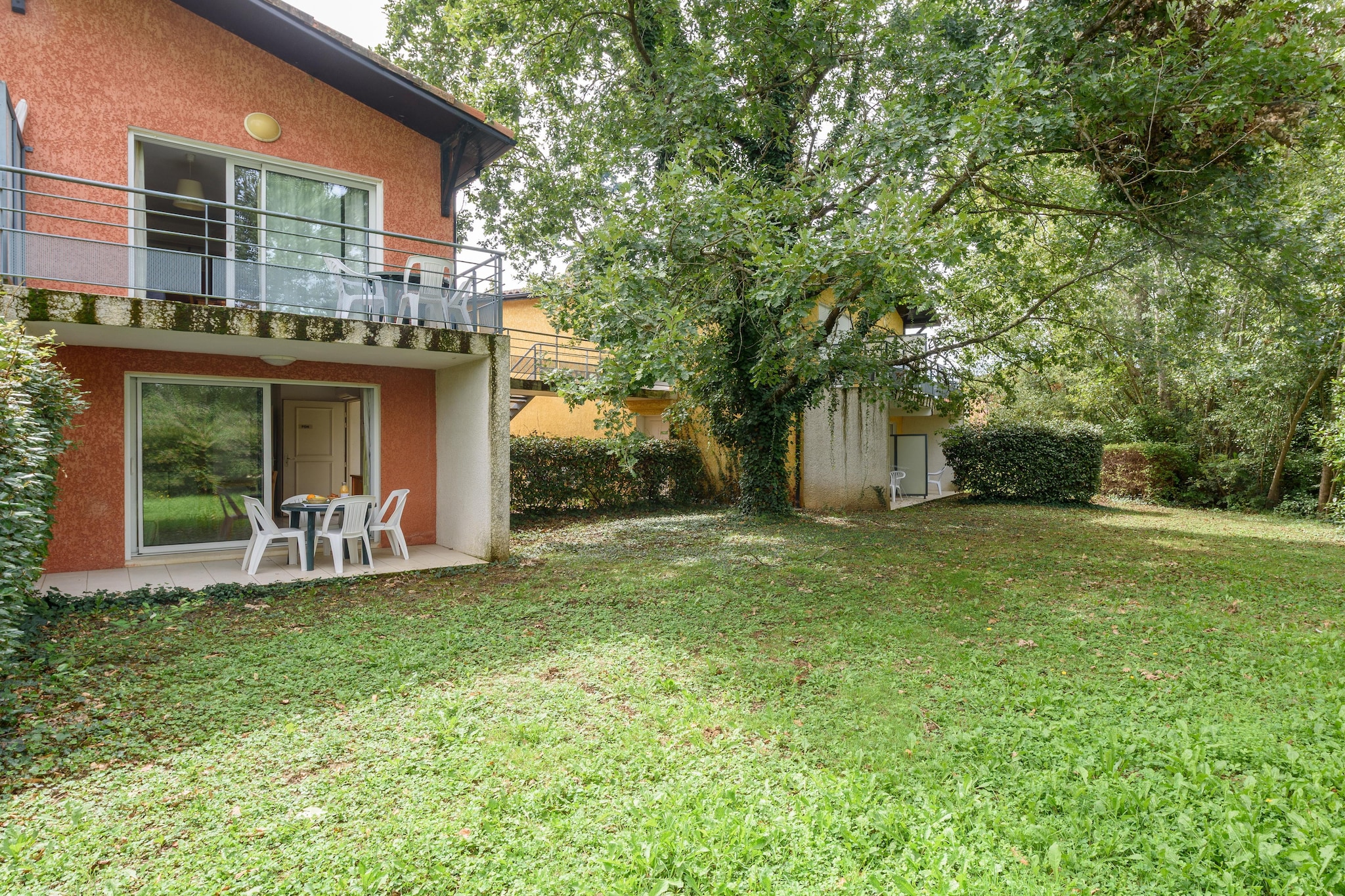 Le Domaine du GreenAppartement 2 piÃ¨ces 4 personnes - PMR - Tuinen zomer