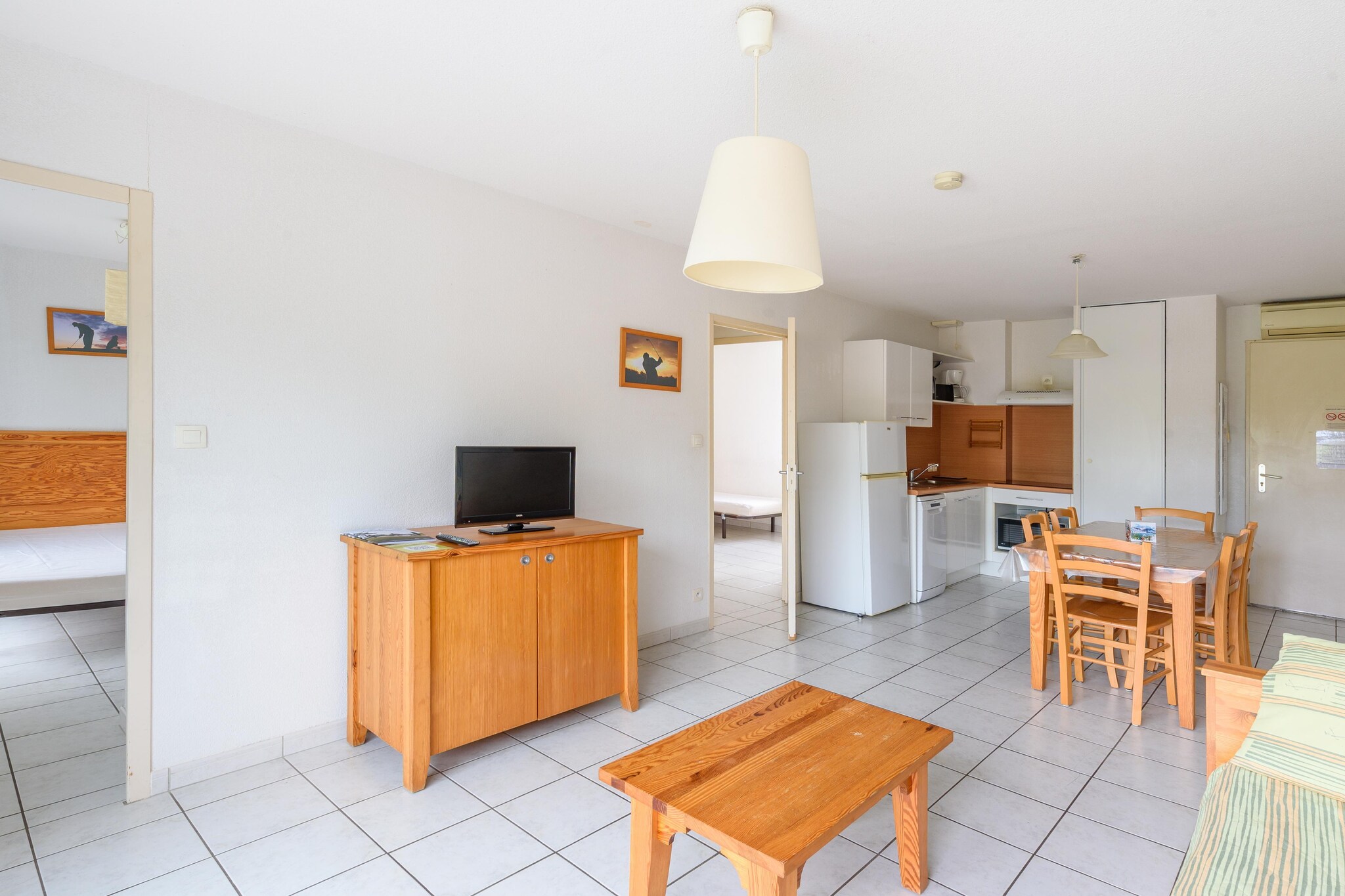 Le Domaine du Green Appartement 3 piÃ¨ces 6 personnes - Eetkamer