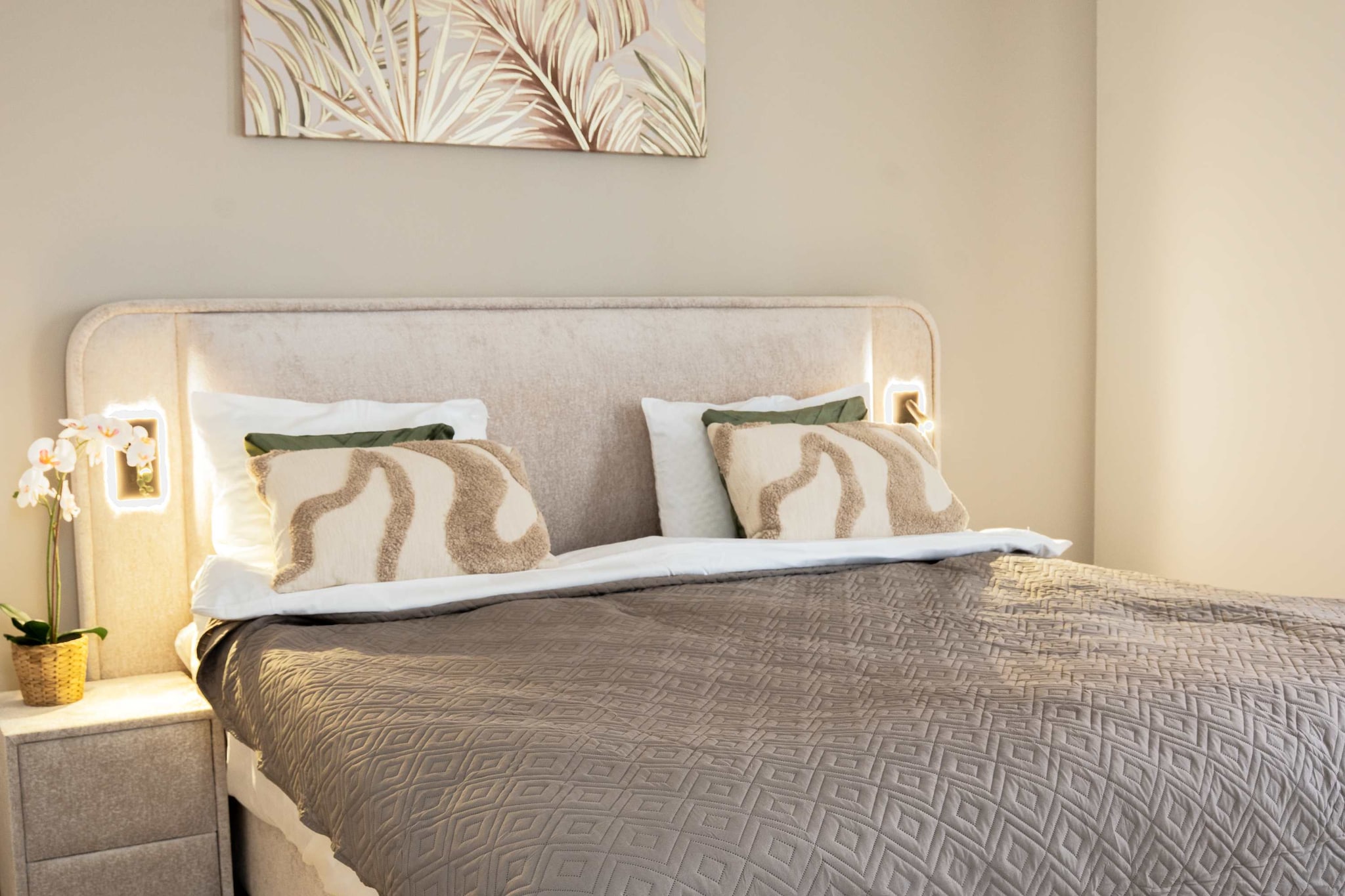 One Lux Stay 2BR/ 2BA Antwerp near Central Station - Chambre