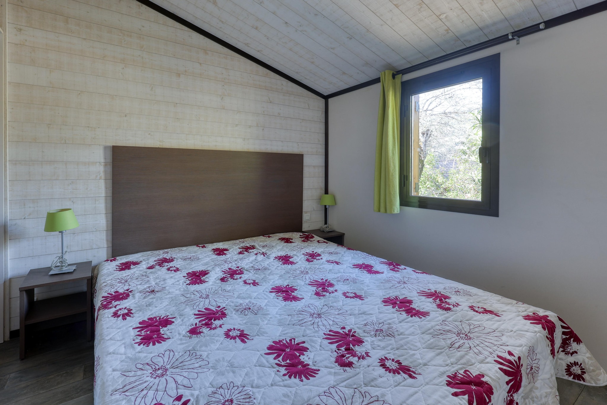 Sun Hols Les Cottages Varois - Chalet 5 personnes climatisé