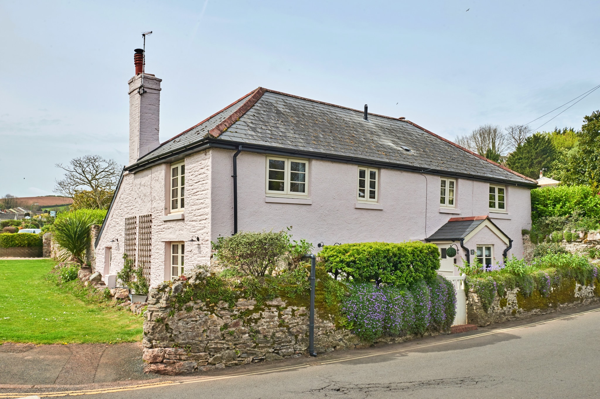 Rosedale Cottage - Buitenkant zomer