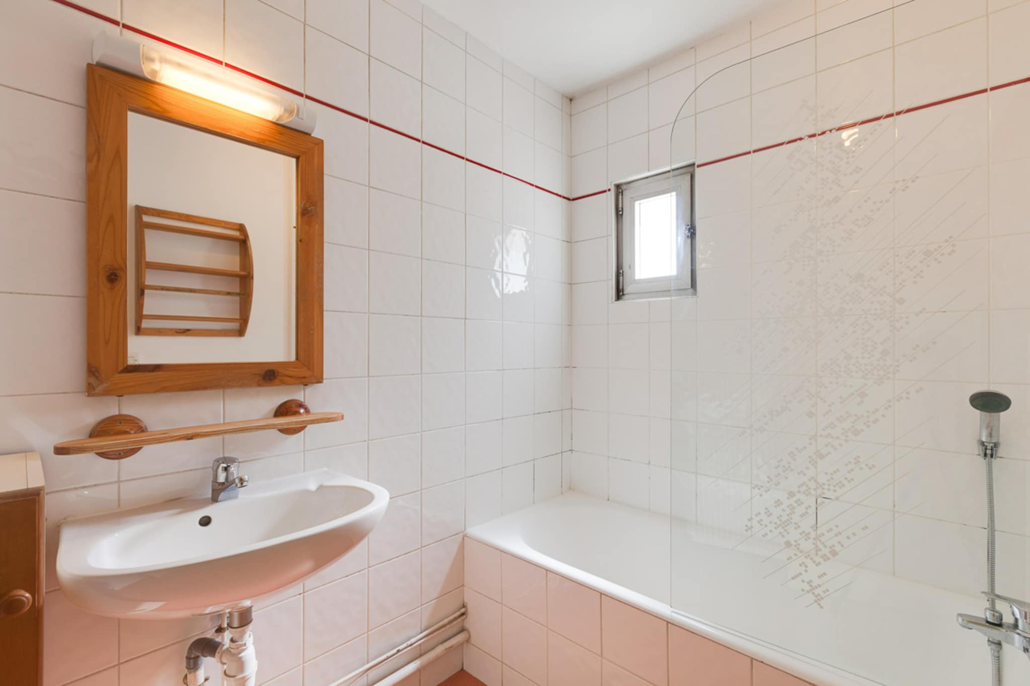 Les Bleuets Residence - 3-room apartment with sleeping alcove - Badkamer