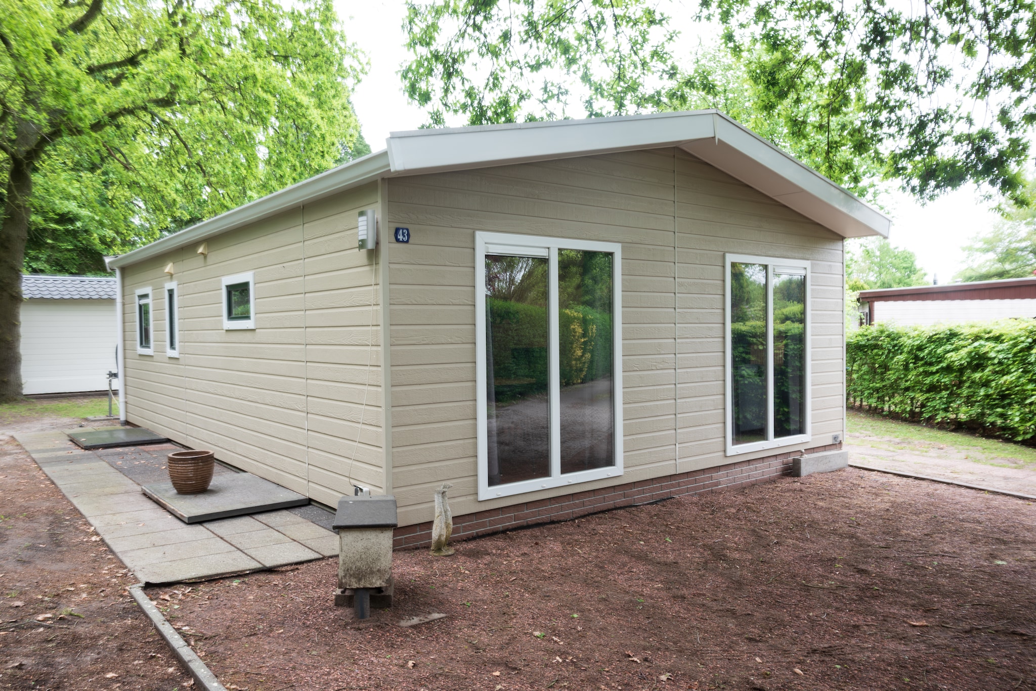 Vakantie home Coevorderweg - Gardens in summer