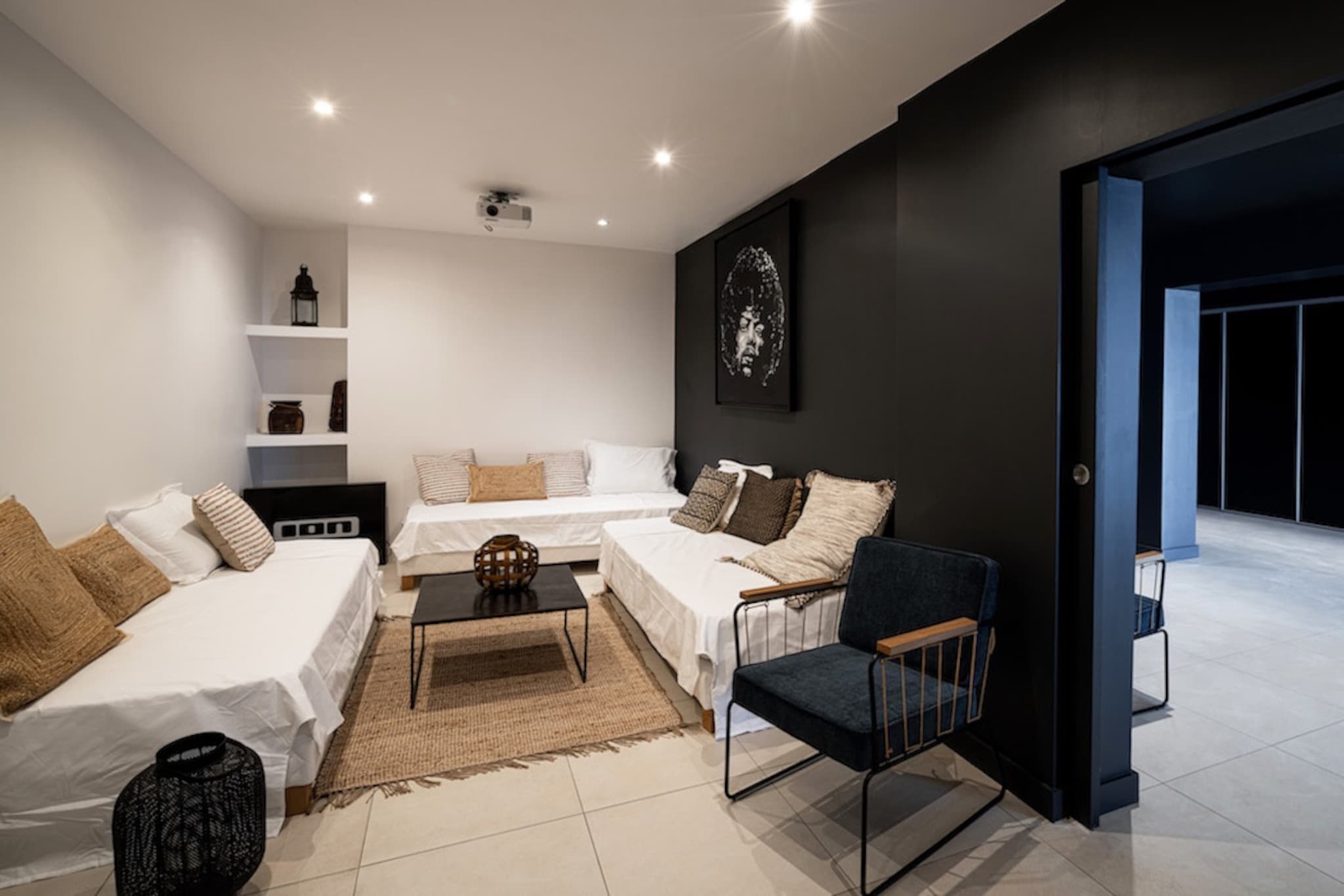 Carro Beach House - Untagged