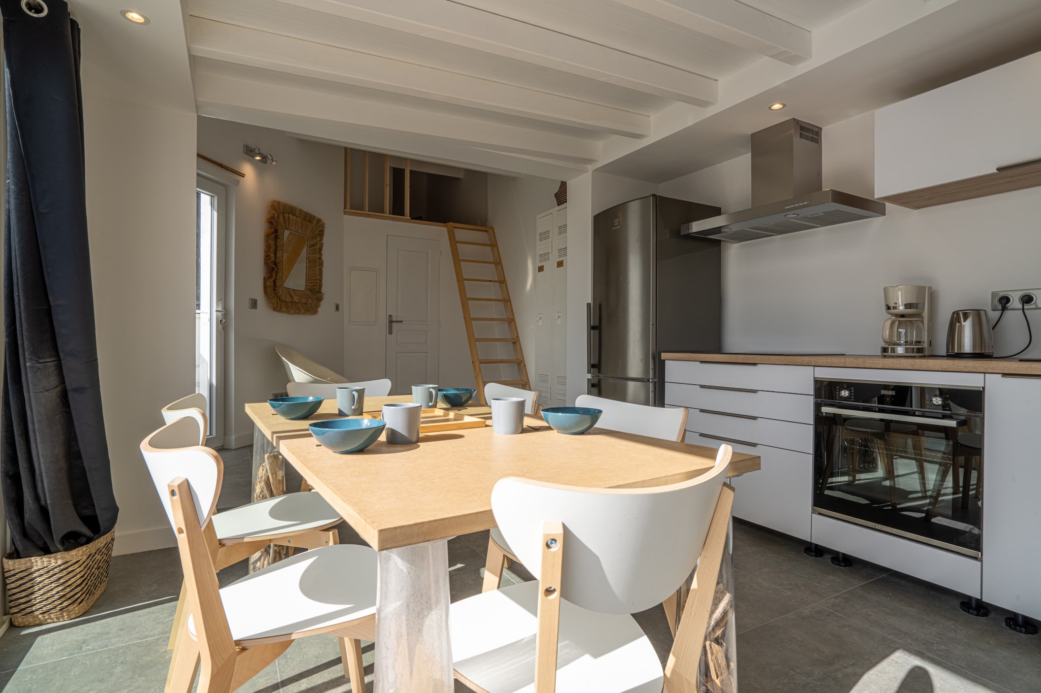 Carro Beach House - Untagged