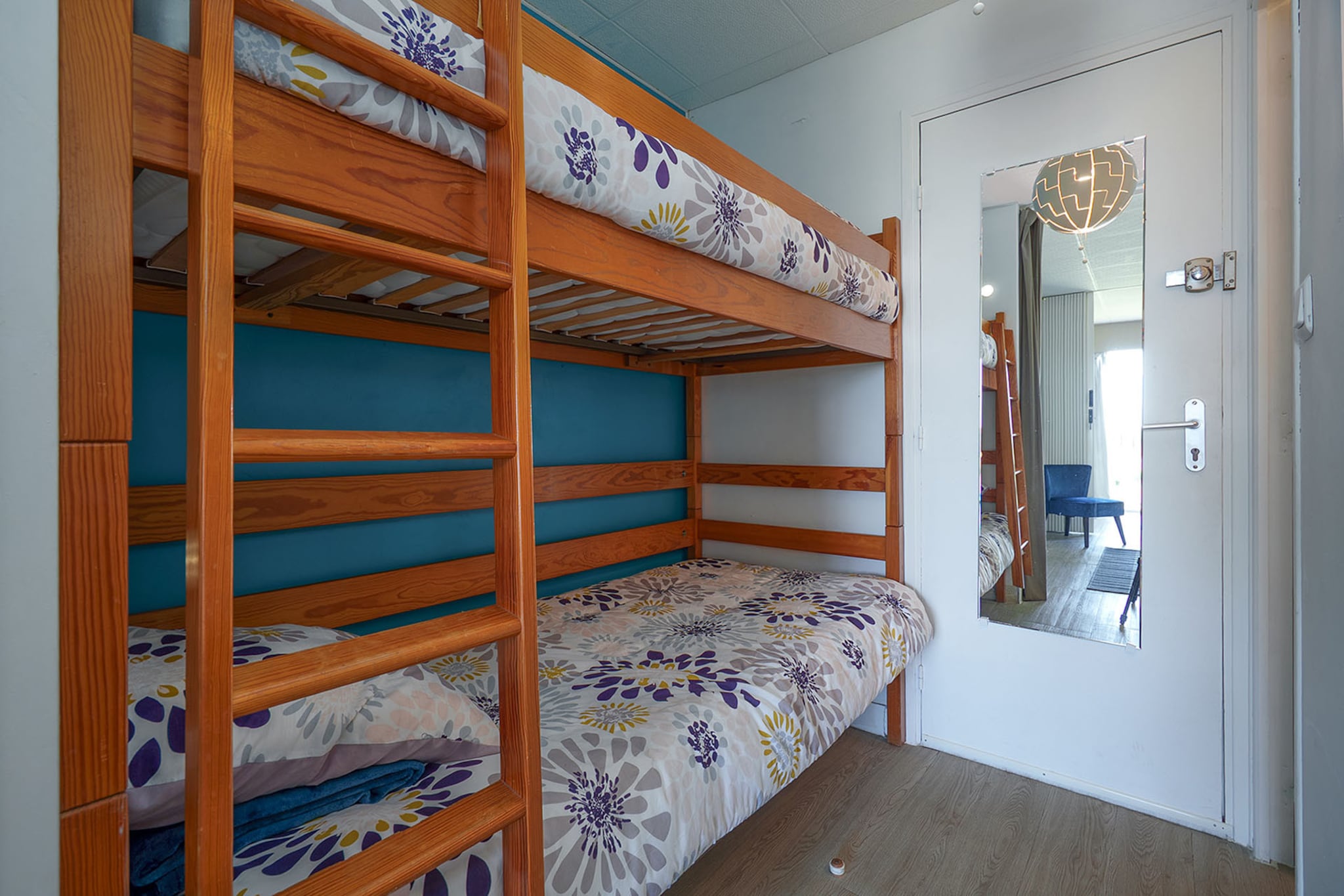 Les Girelles N°47 - ST4 - Image-tags.childrenroom