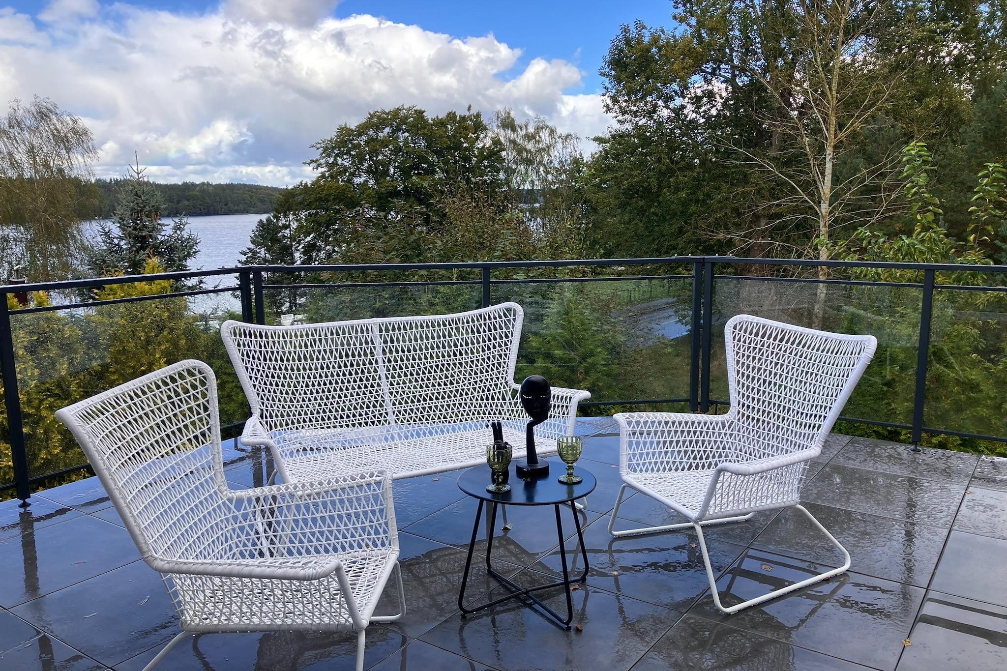 Apartament na III piętrze z prywatną sauną i dużym tarasem Stężyca - Terrasse/Balkon