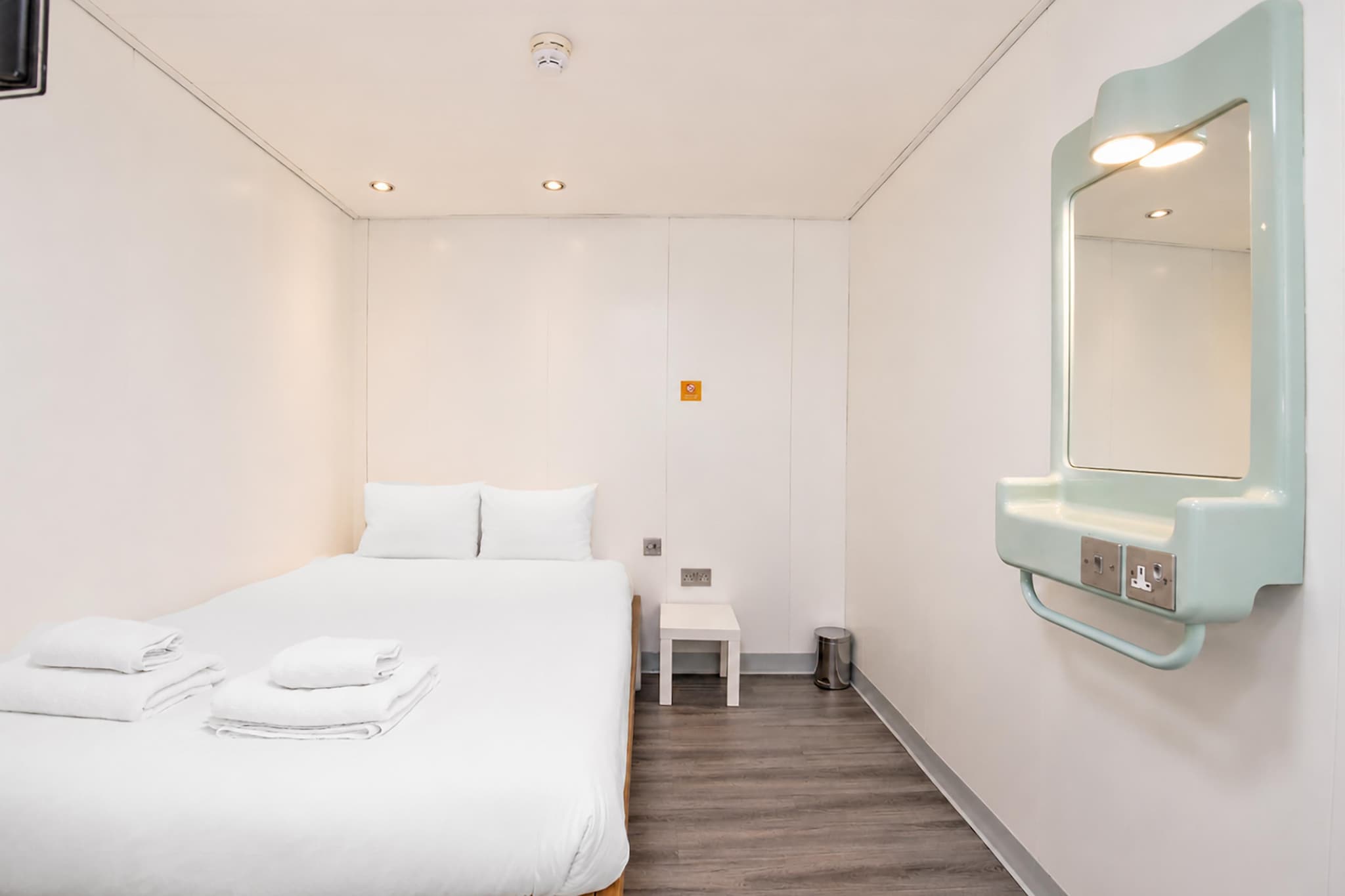 Standard Double Room - Slaapkamer