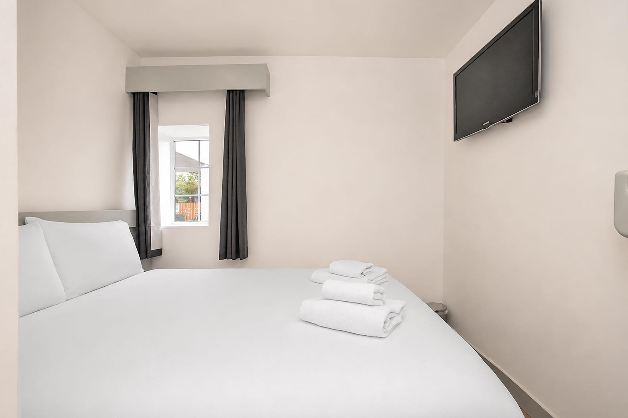 Standard Double Room - Slaapkamer