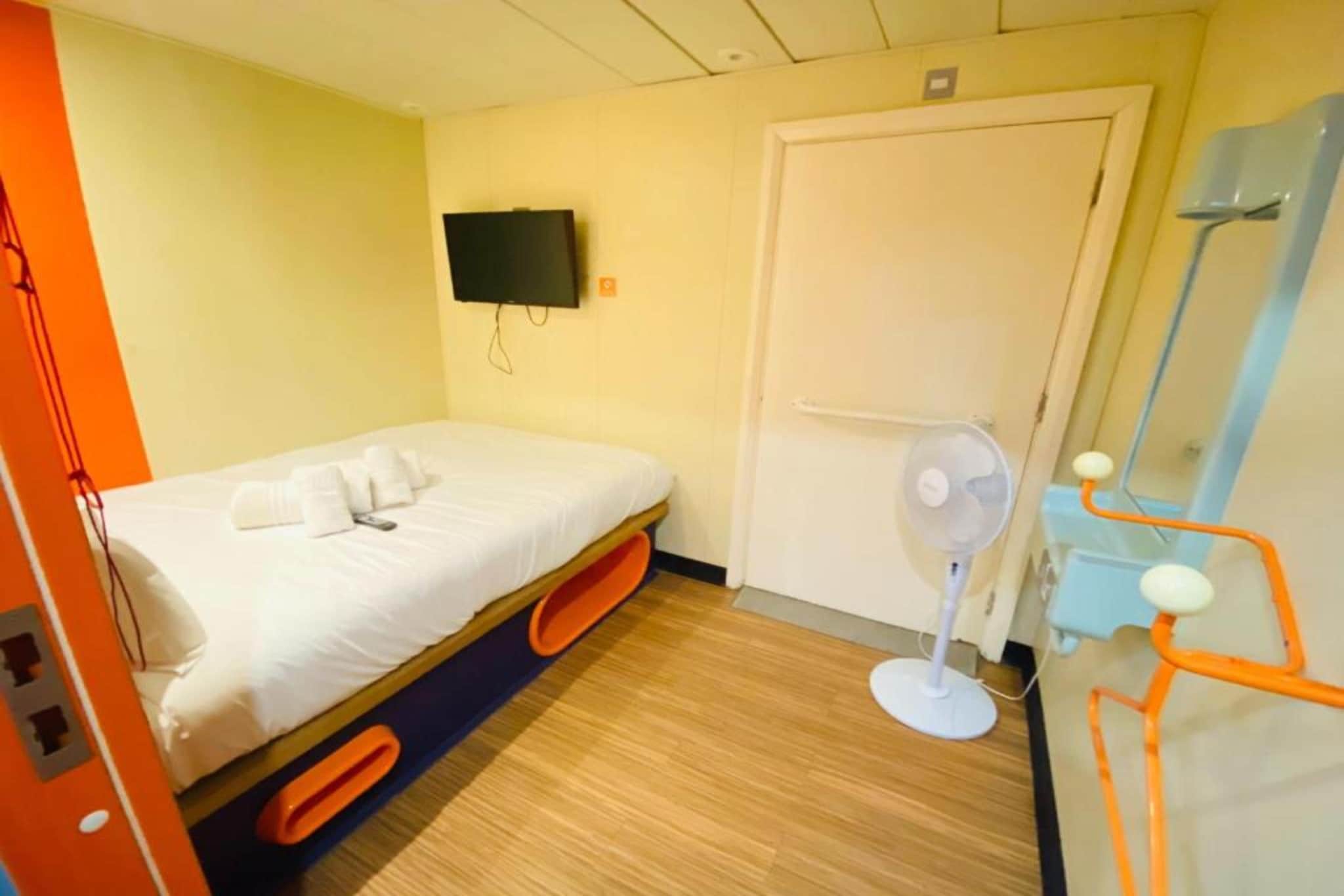 Compact Double Room
