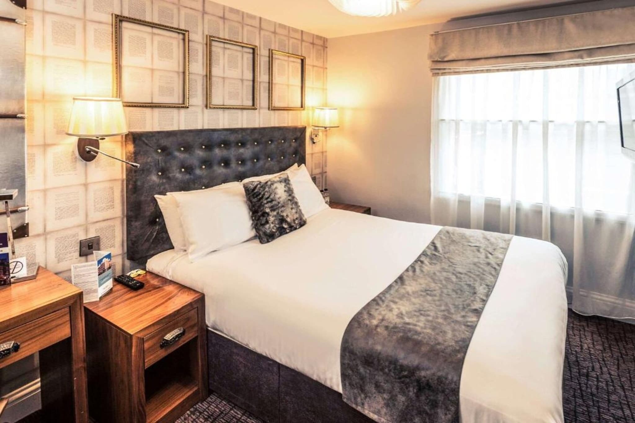 Standard Double Room - Schlafzimmer